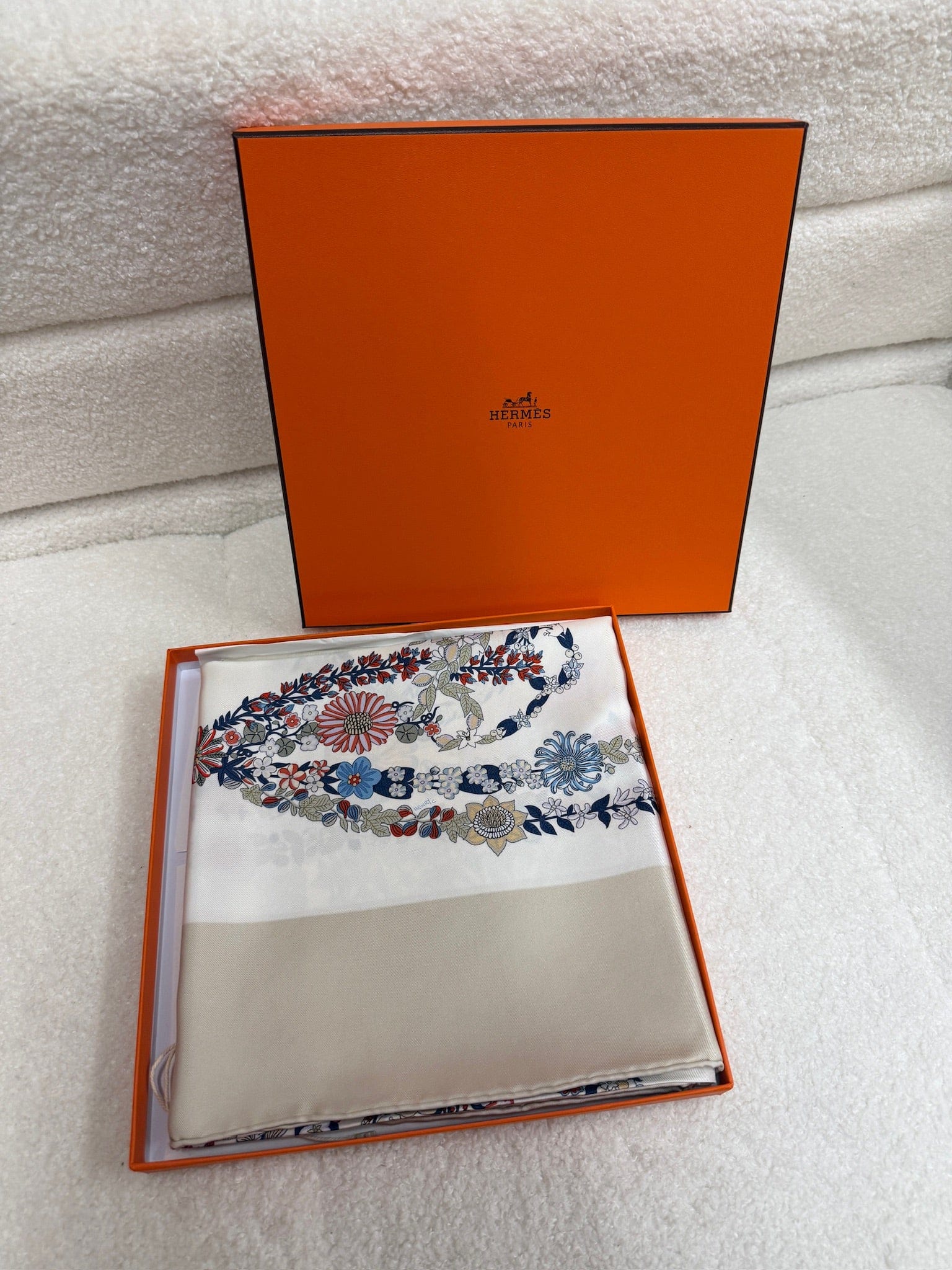 LUXURY PROMISE Hermès "Brides de Gala en Fleurs" 90cm Silk Scarf – Christine Henry Design – 100% Twill Silk – Hand-rolled Edge