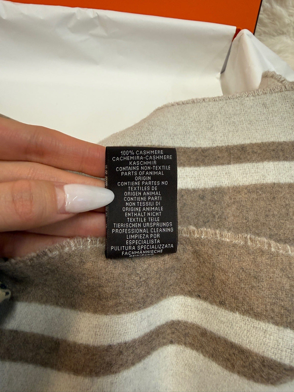 Hermès Cashmere Scarf – Brown&Beige