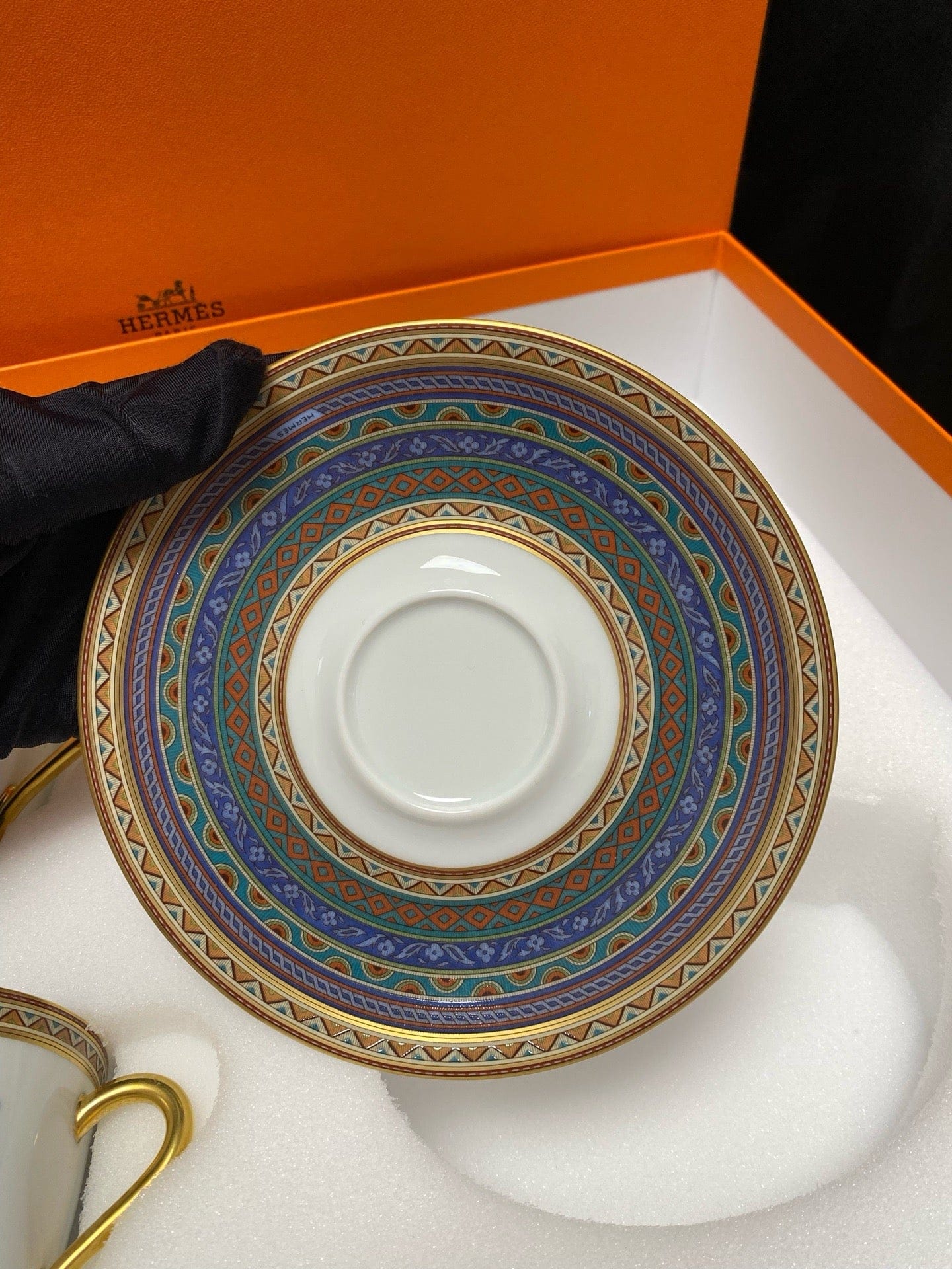 Luxury Promise Hermès "Cheval d'Orient" Coffee Cup & Saucer Set