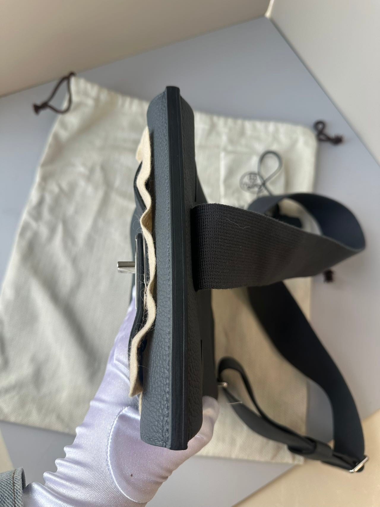 LUXURY PROMISE Hermès Hac a Dos PM Gris Misty Togo Leather Palladium Hardware (W Stamp)