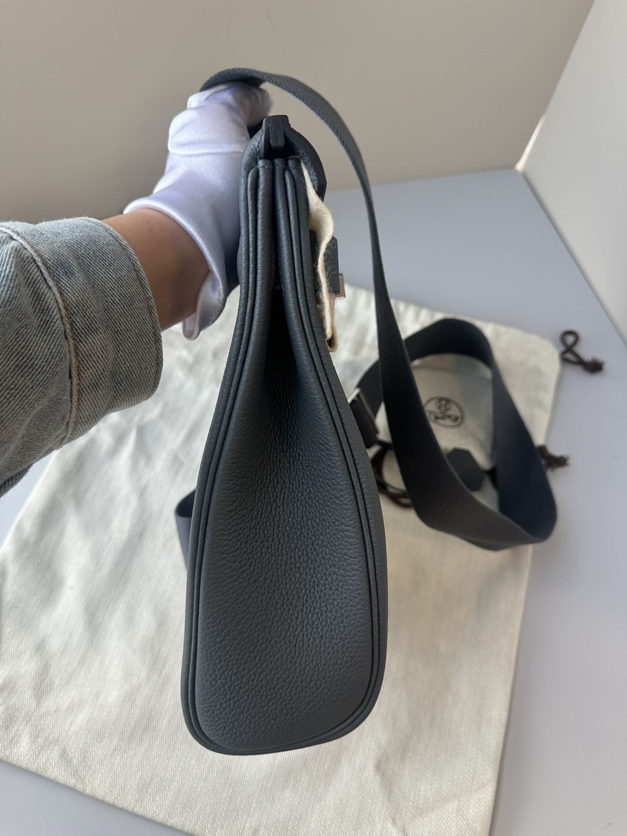 LUXURY PROMISE Hermès Hac a Dos PM Gris Misty Togo Leather Palladium Hardware (W Stamp)