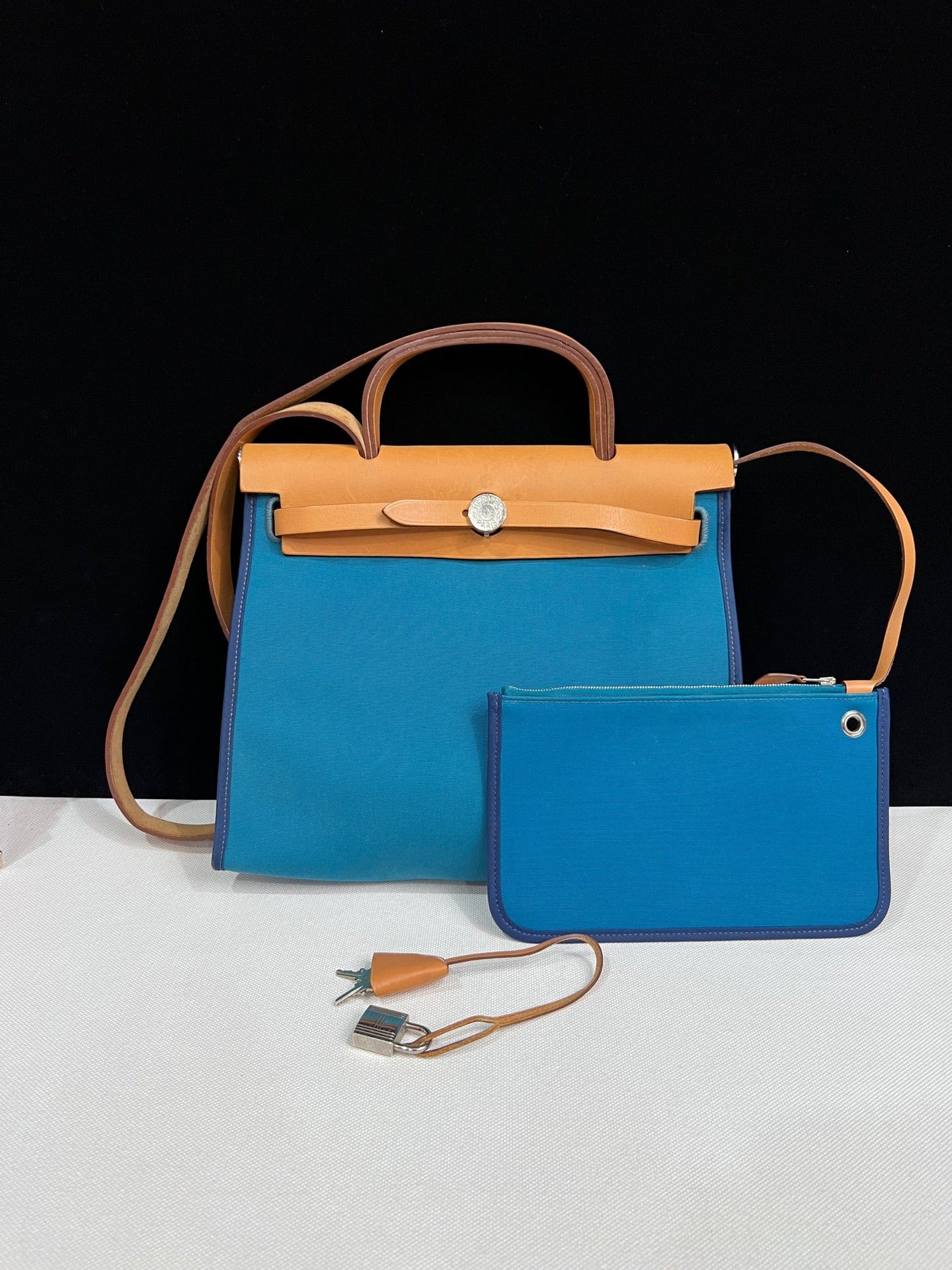 Luxury Promise Hermès Herbag 31 Blue Canvas Gold Brown Leather Palladium Hardware Q Stamp