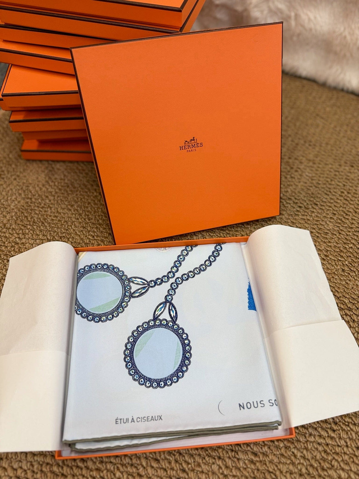 LUXURY PROMISE Hermès "Nous Sommes Inséparables" 90cm Silk Scarf – Vintage Objects Motif – 2024 Autumn/Winter Collection
