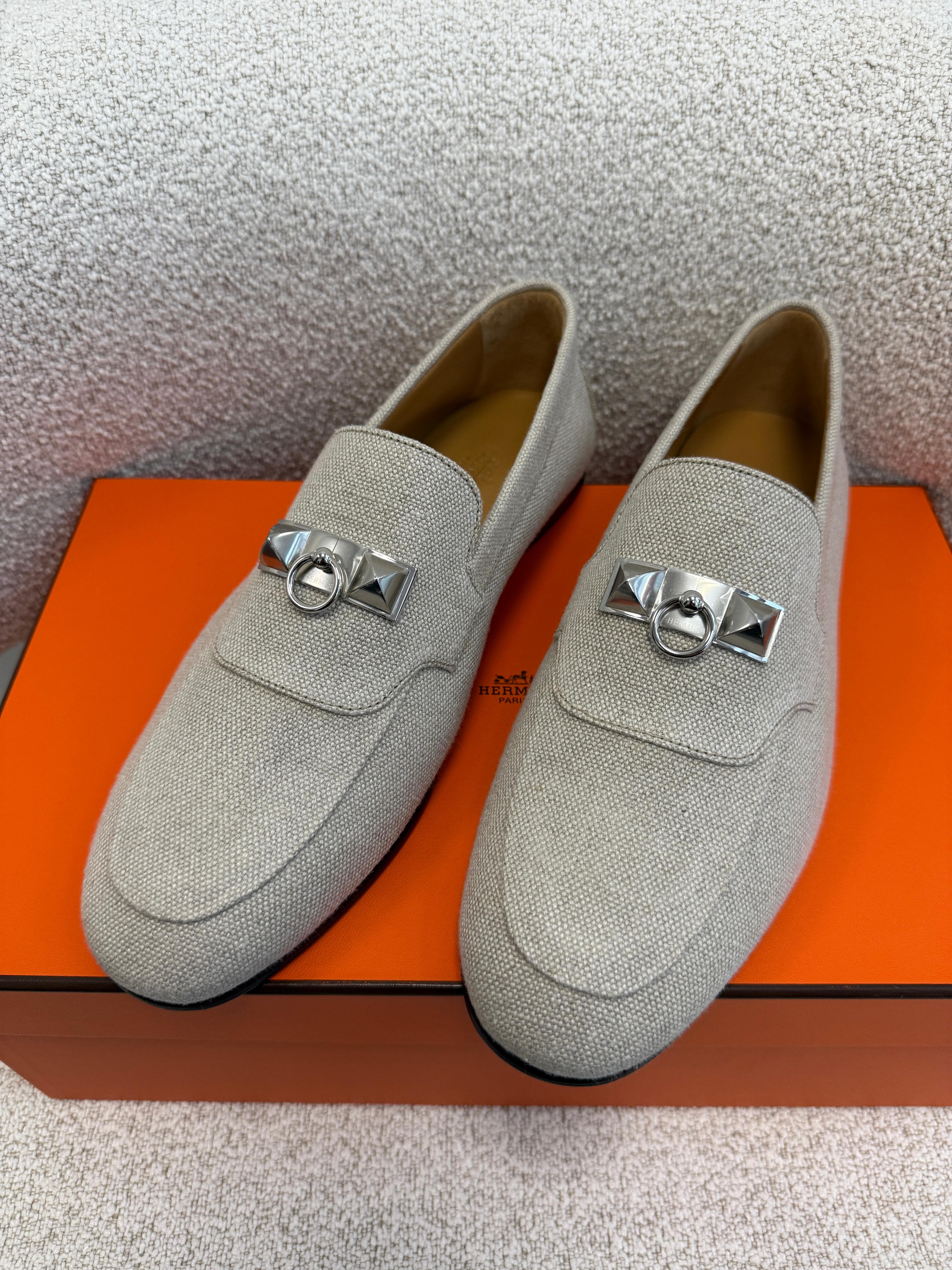 Luxury Promise *HK LOCATED*HERMÈS BLAISE LOAFER Beige- Size 41
