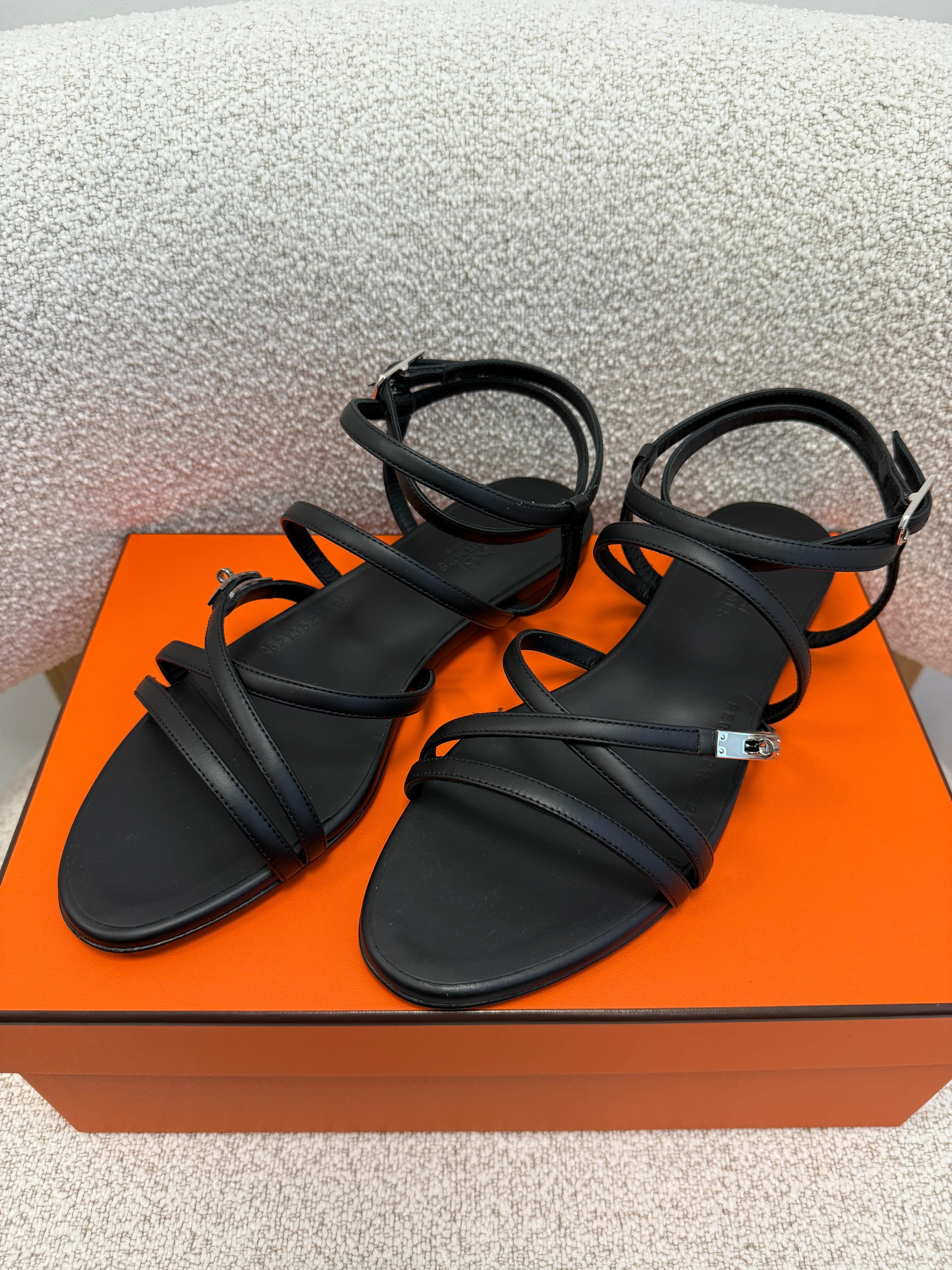 LUXURY PROMISE *HK LOCATED*HERMÈS LULLABY SANDAL Black- Size 38