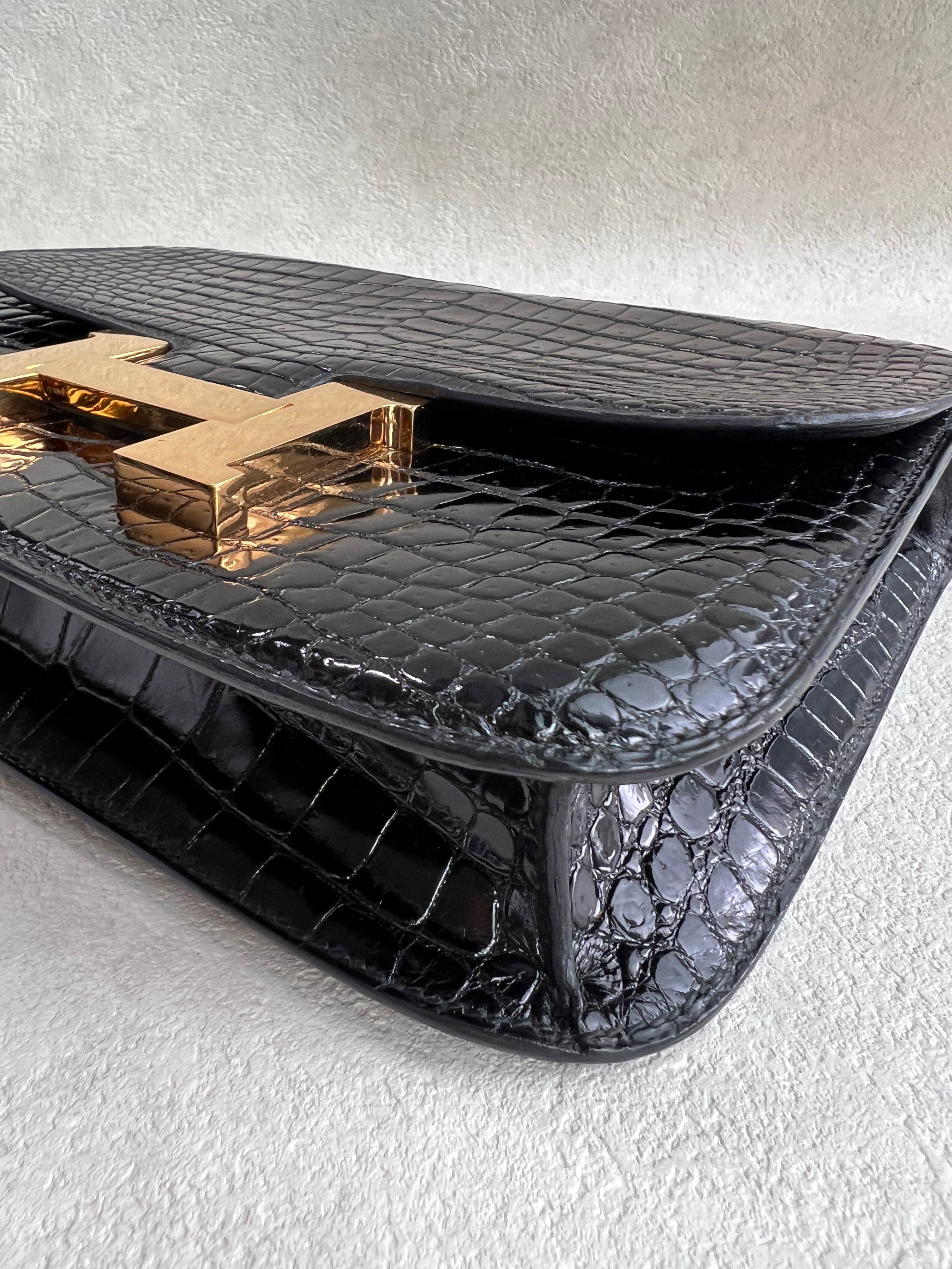 Luxury Promise Hermes Vintage Constance 23 Black Crocodile GHW #C SYCYB1137