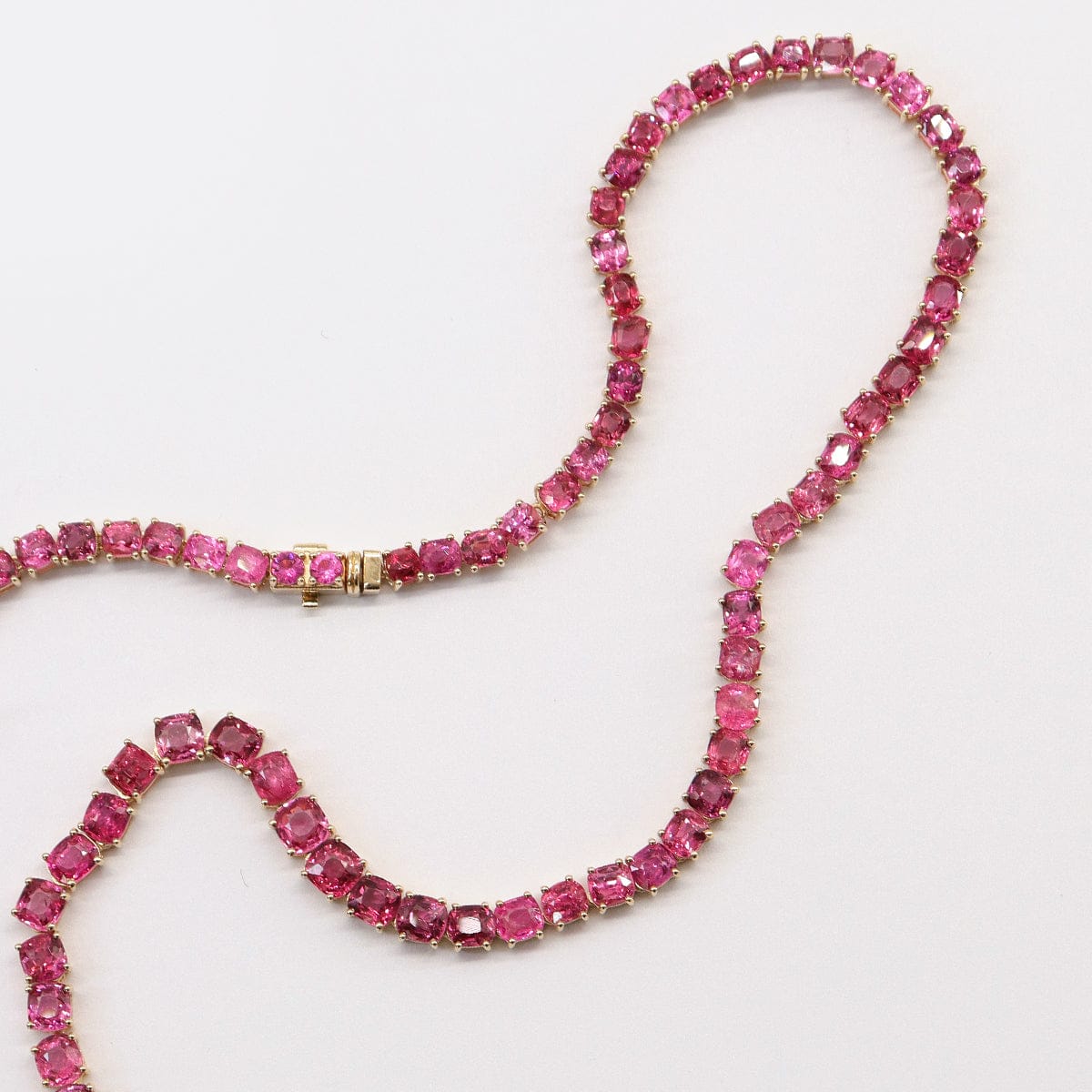 Luxury Promise HOT PINK JEDI NECKLACE YG 15" AVCHK356