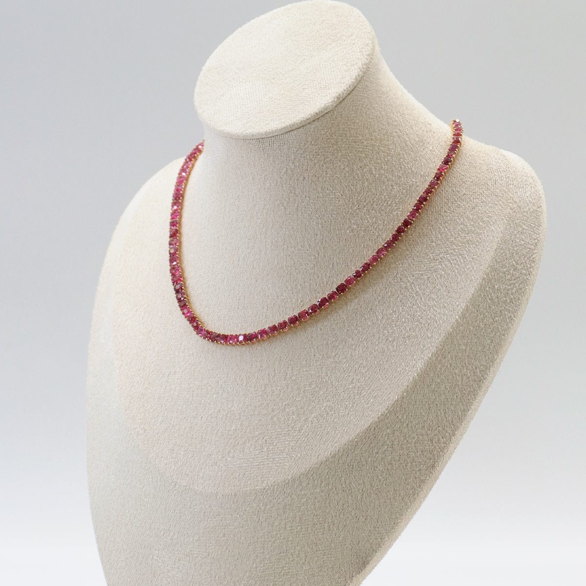 Luxury Promise HOT PINK JEDI NECKLACE YG 15" AVCHK356