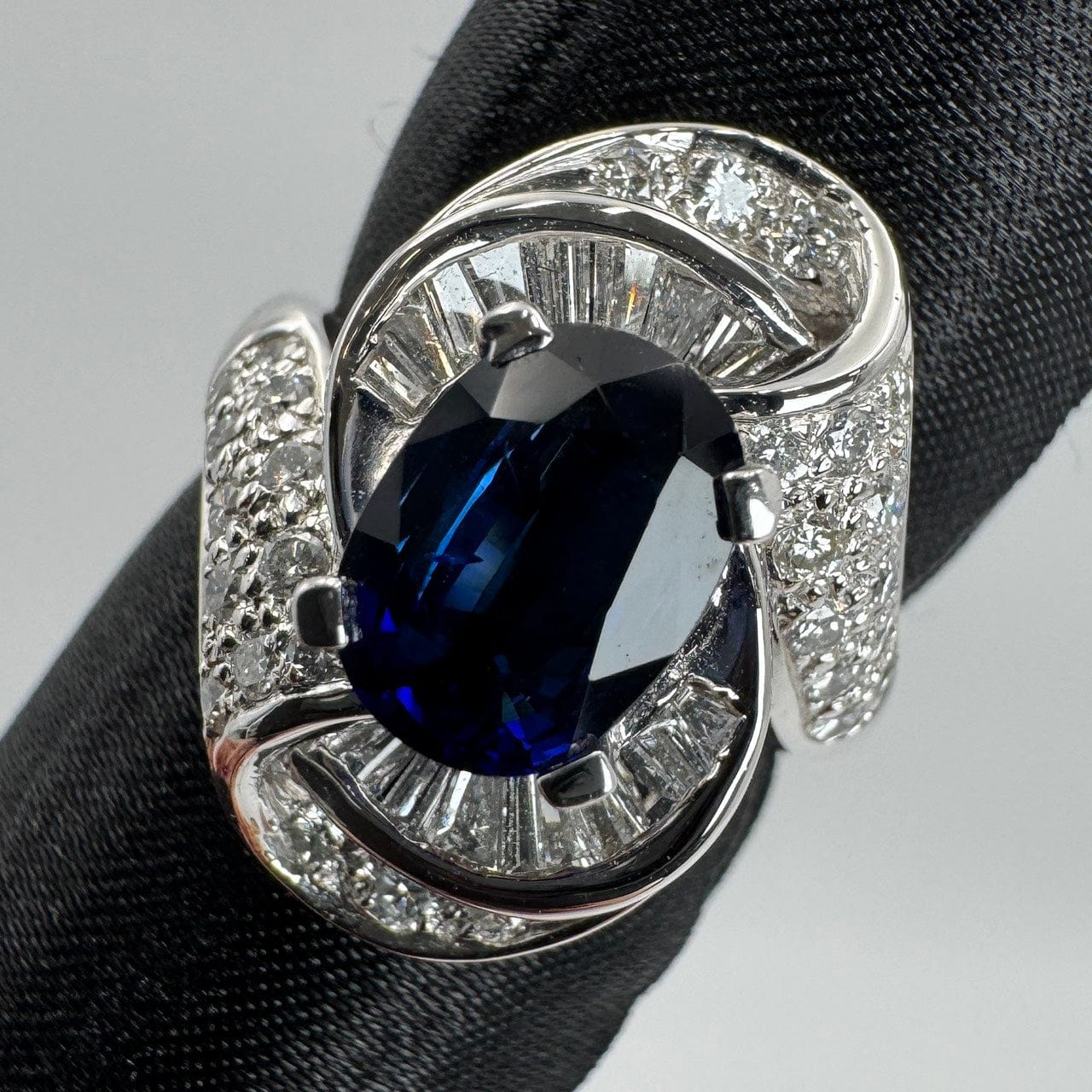 Luxury Promise Japan 41637 Pt900 Sapphire Ring S2.12 D0.85 11.3g GRJ So