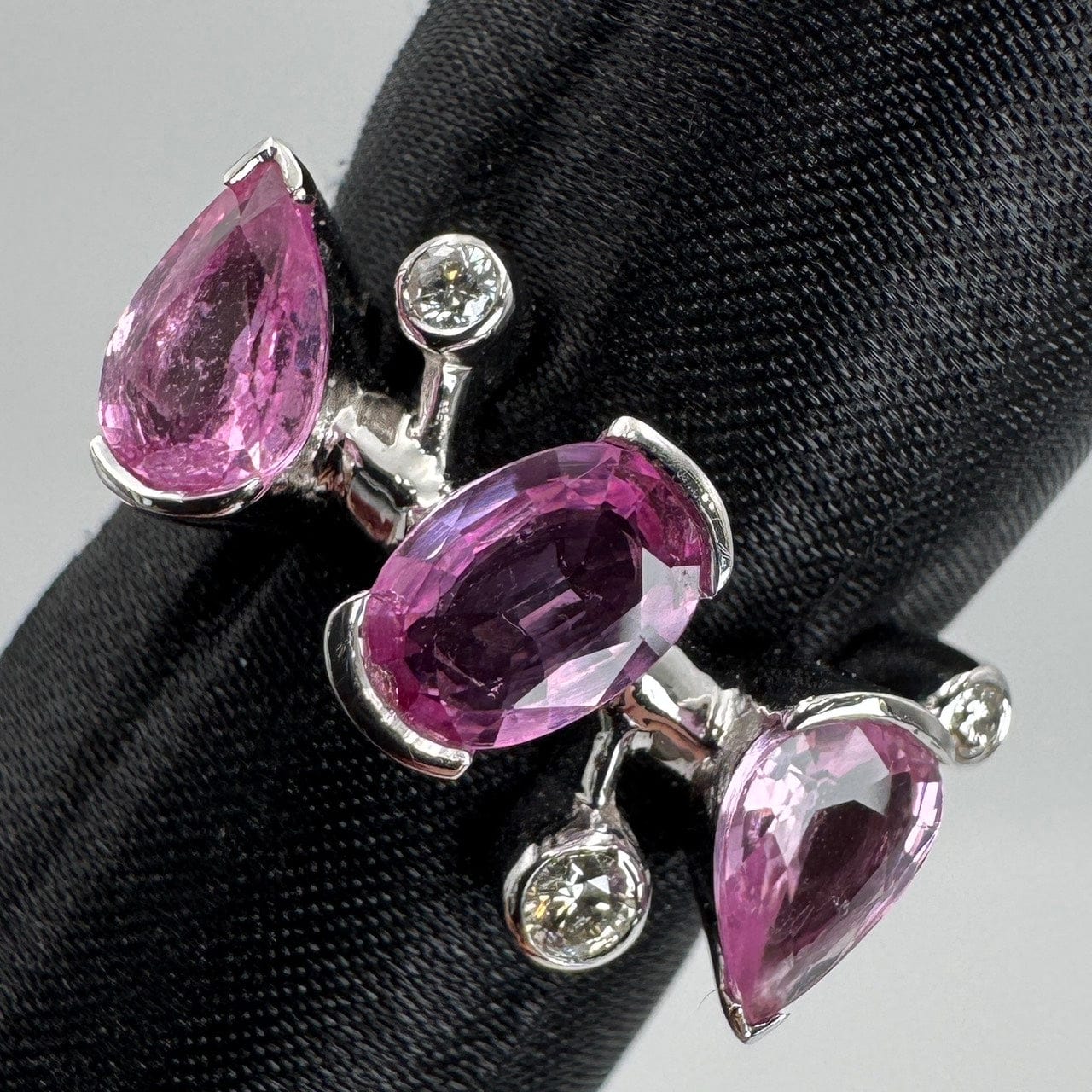 Luxury Promise Japan 45531 750 Pink Sapphire Ring PS2.29 D0.11 6.2g GRJ So