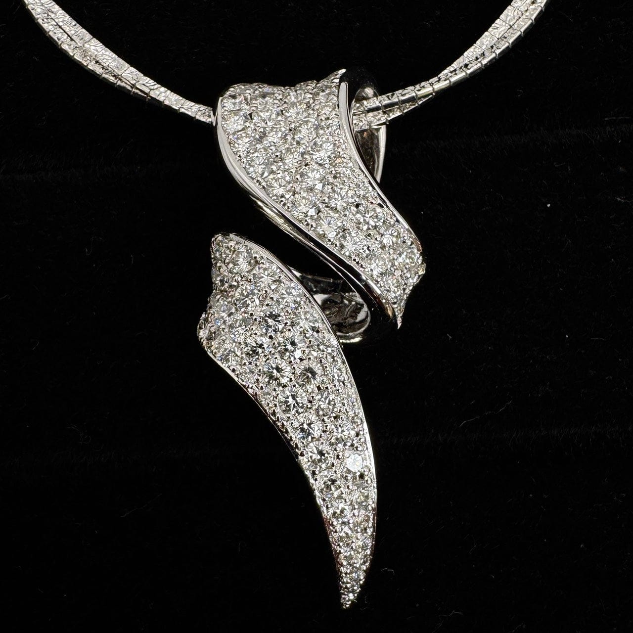 Luxury Promise Japan 45548 K18WG Diamond Pen Necklace D3.00 28.1