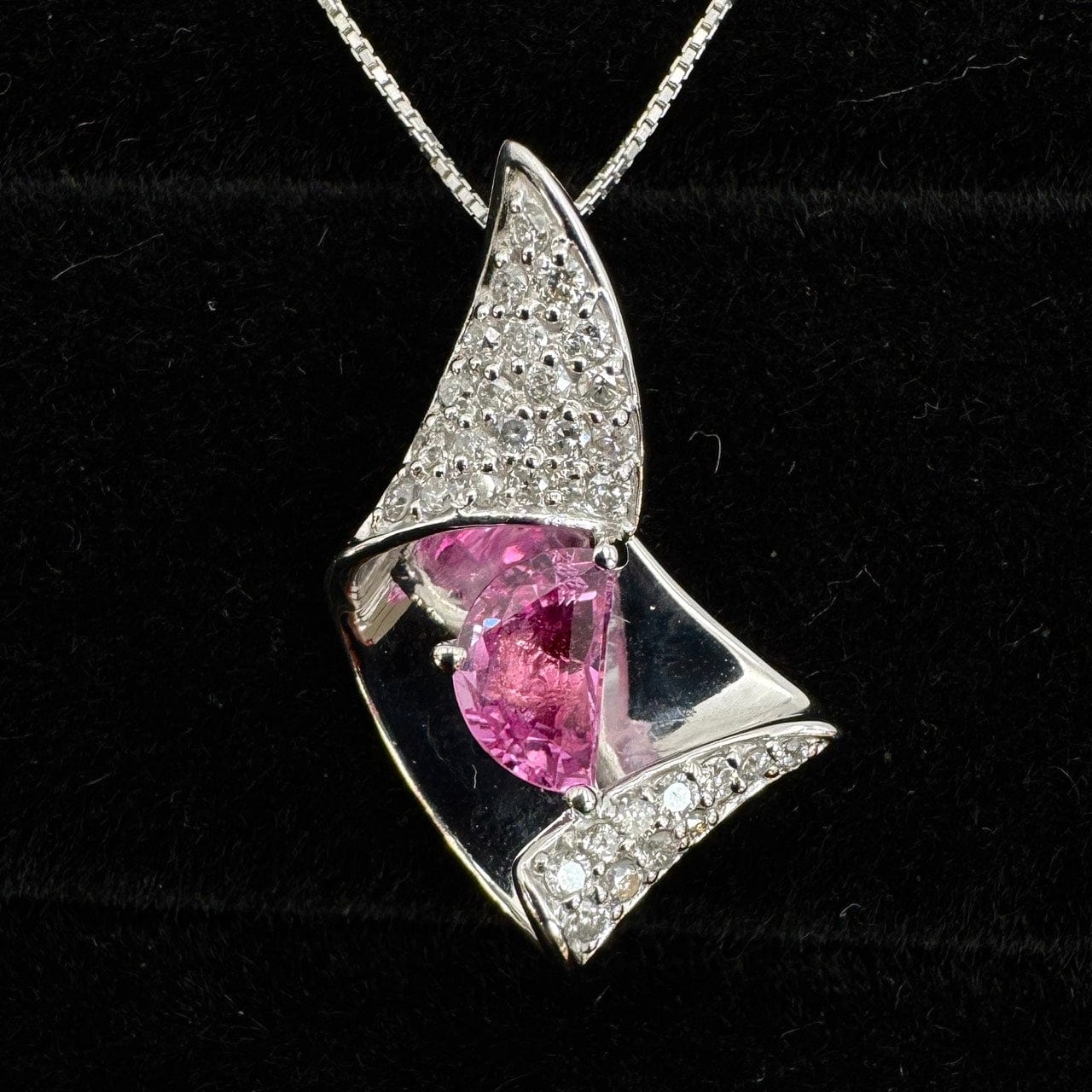 Luxury Promise Japan 48832 K18WG Pink Sapphire Pen Necklace PS1.247 D0.43 8 GRJ