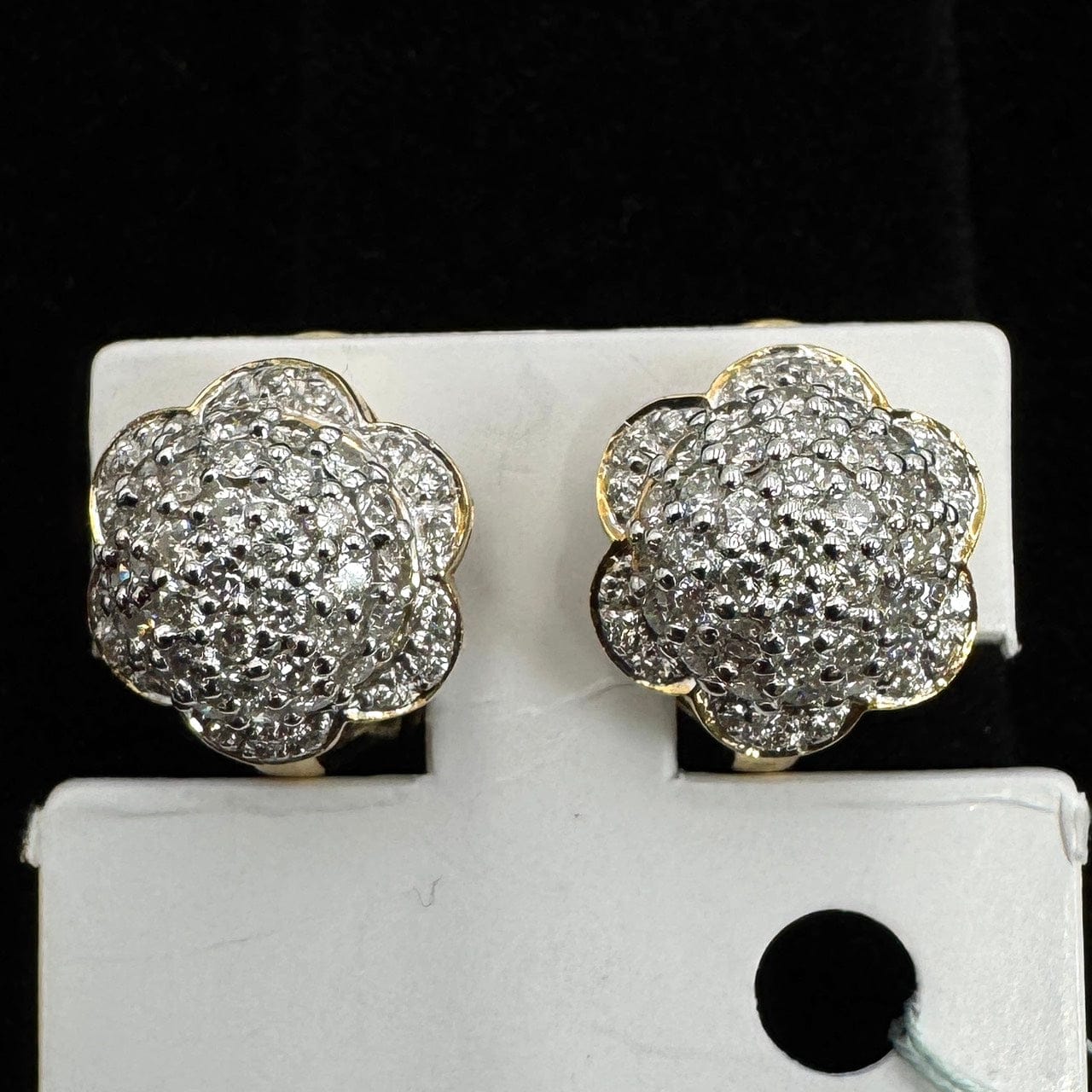 Luxury Promise Japan 48843 K18 Diamond Earrings D0.67*2 7.7
