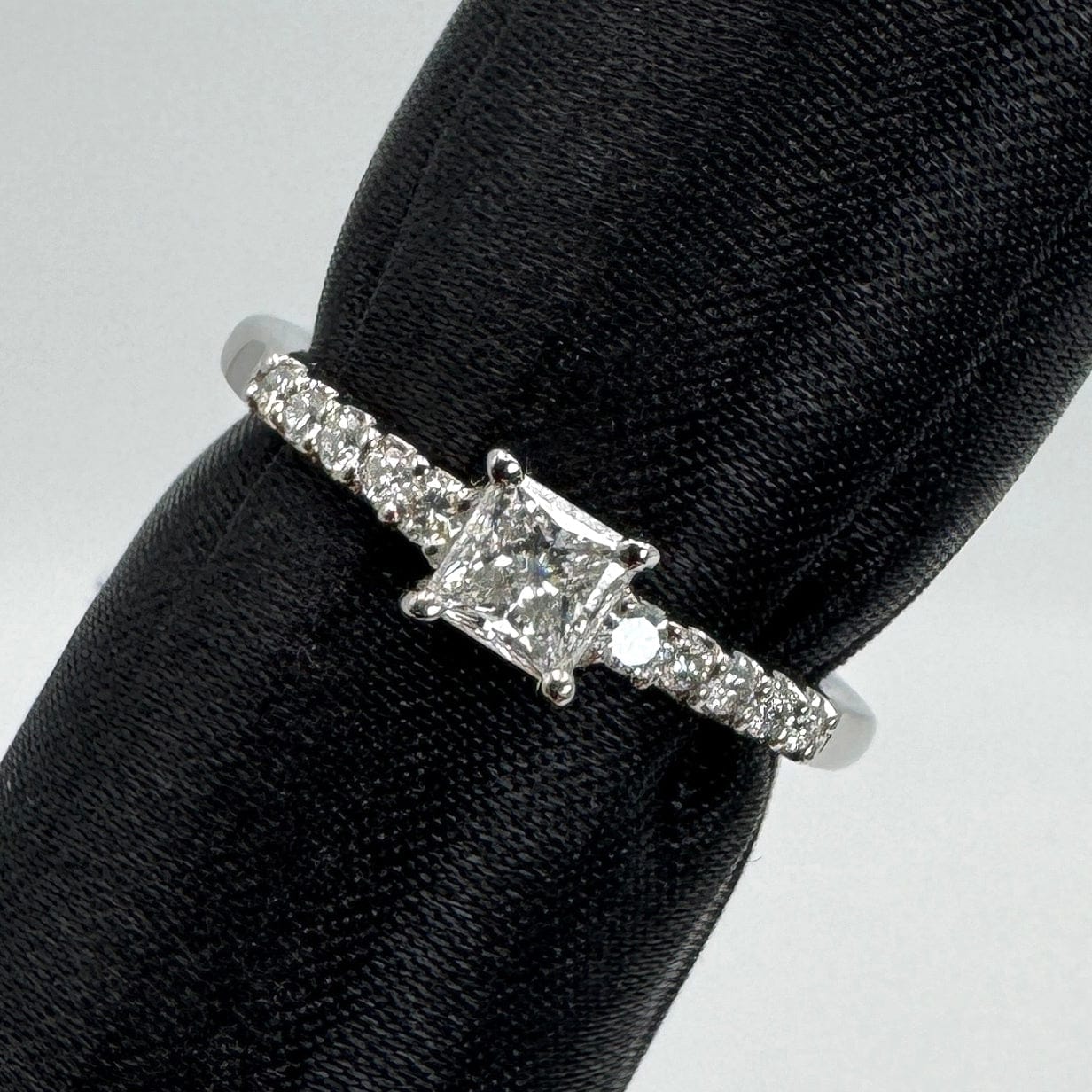 Luxury Promise Japan 48970 GSTV Pt950 Dial Ring D0.30 D0.10 D-VS2-Ex-N 4 GIA