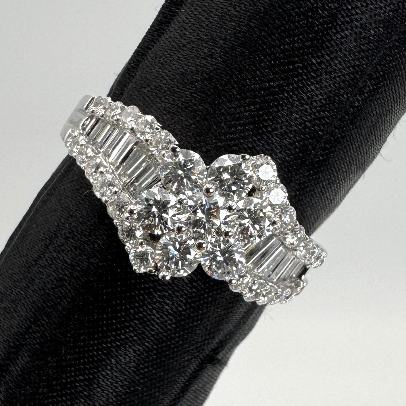 Luxury Promise Japan 49018 K18WG Diamond Ring D1.75 6.2g