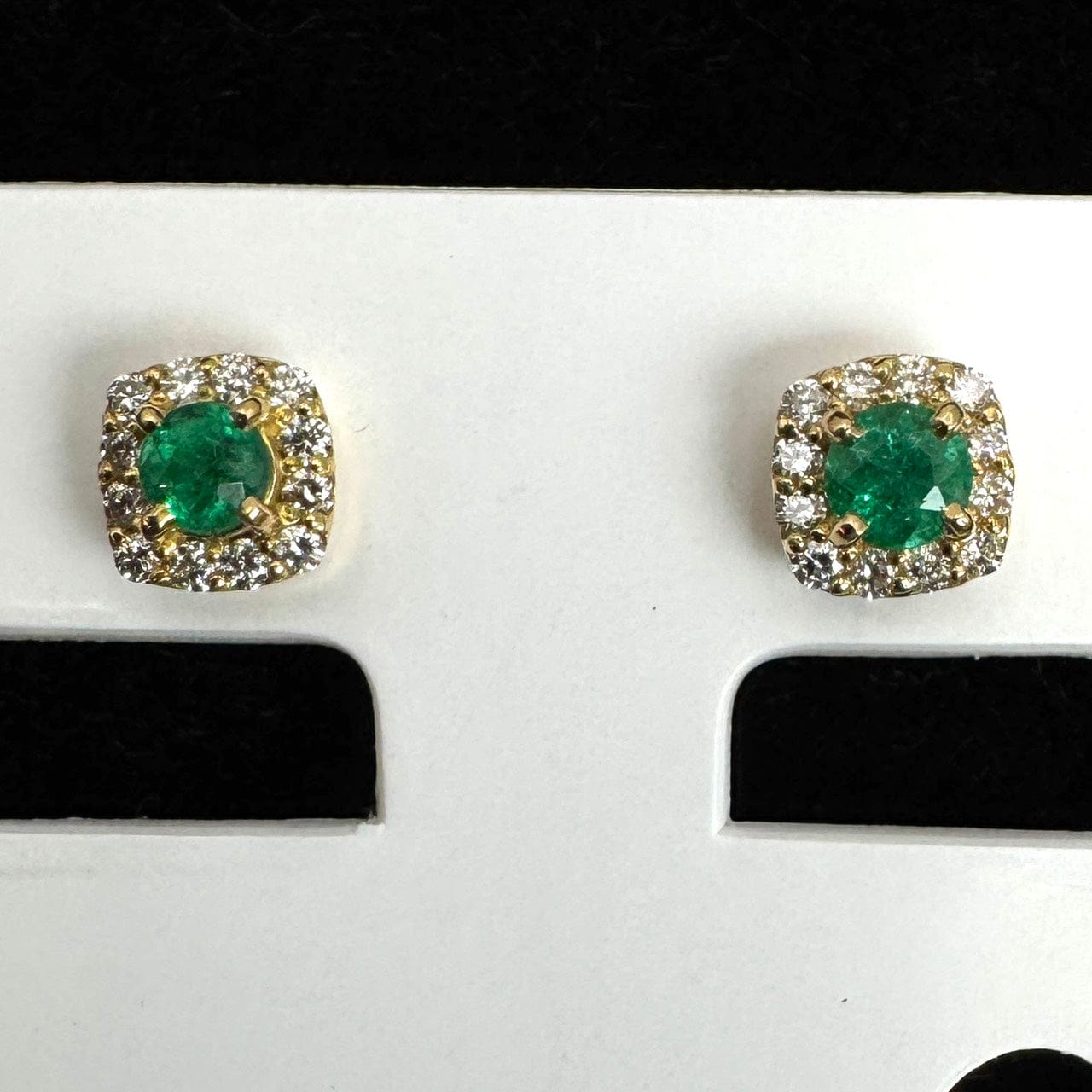 Luxury Promise Japan 49166 K18 Emerald Earrings E0.09*2 D0.07*2 1.1