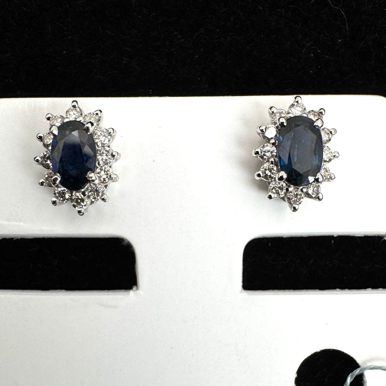 Luxury Promise Japan 49177 K18WG Sapphire Earrings S0.27*2 D0.08*2 1.3g