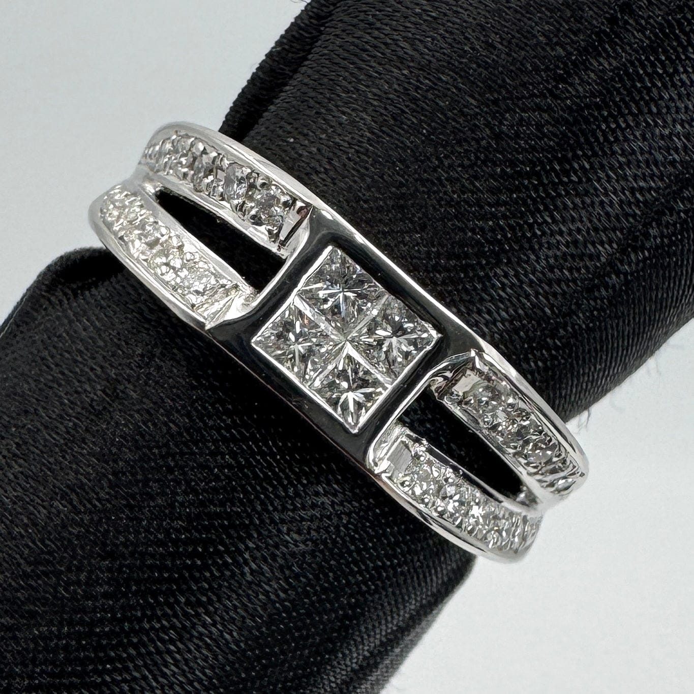 Luxury Promise Japan 49308 Pt900 Dial Ring D0.5 8.7g