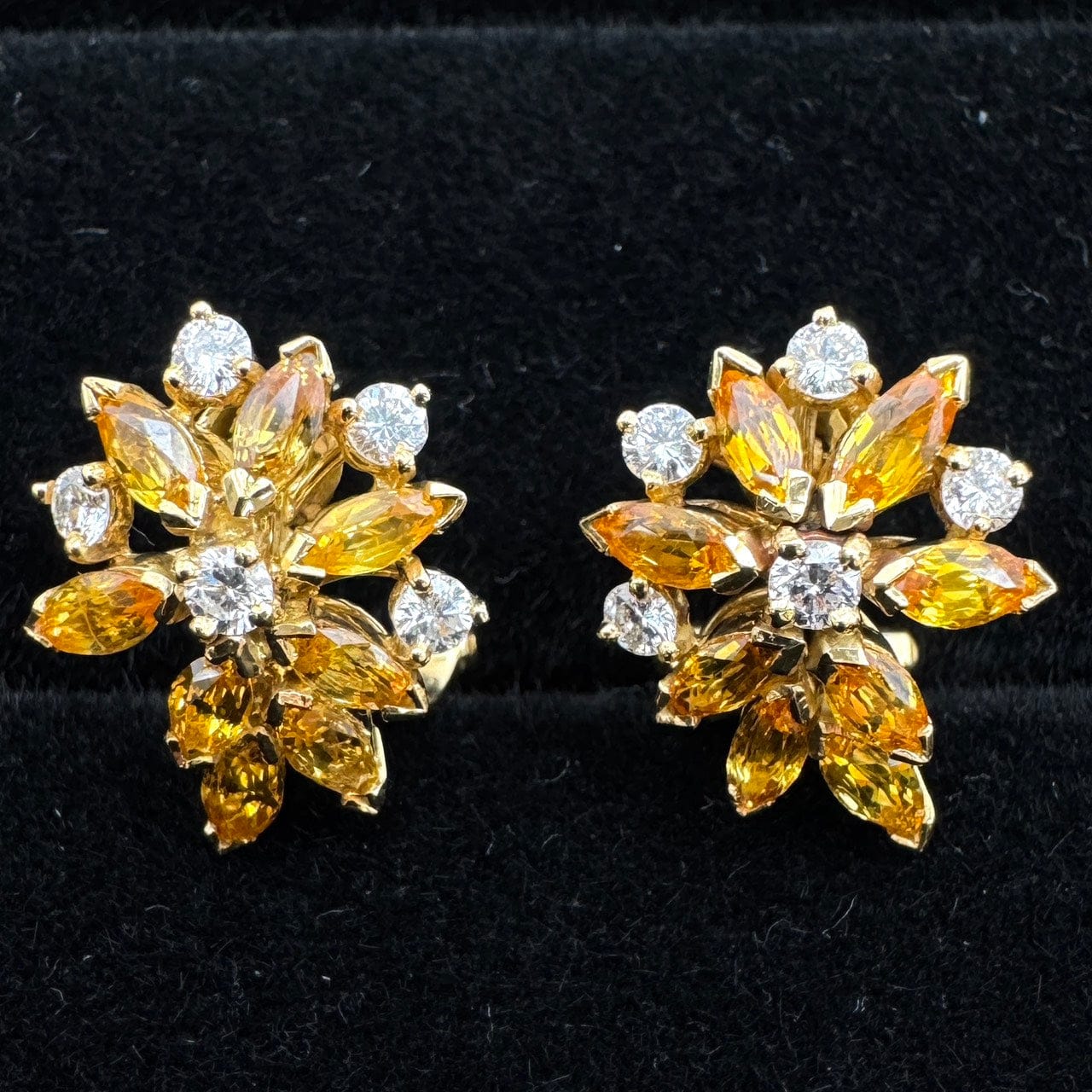 Luxury Promise Japan 49385 18K Yellow Sapphire Earrings YS2.07 D0.47 6.54g
