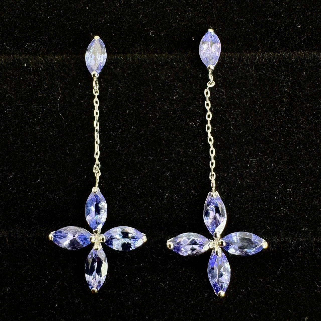 Luxury Promise Japan 49393 Pt900 Tanza Pierce TNZ2.52 1.6 Medium