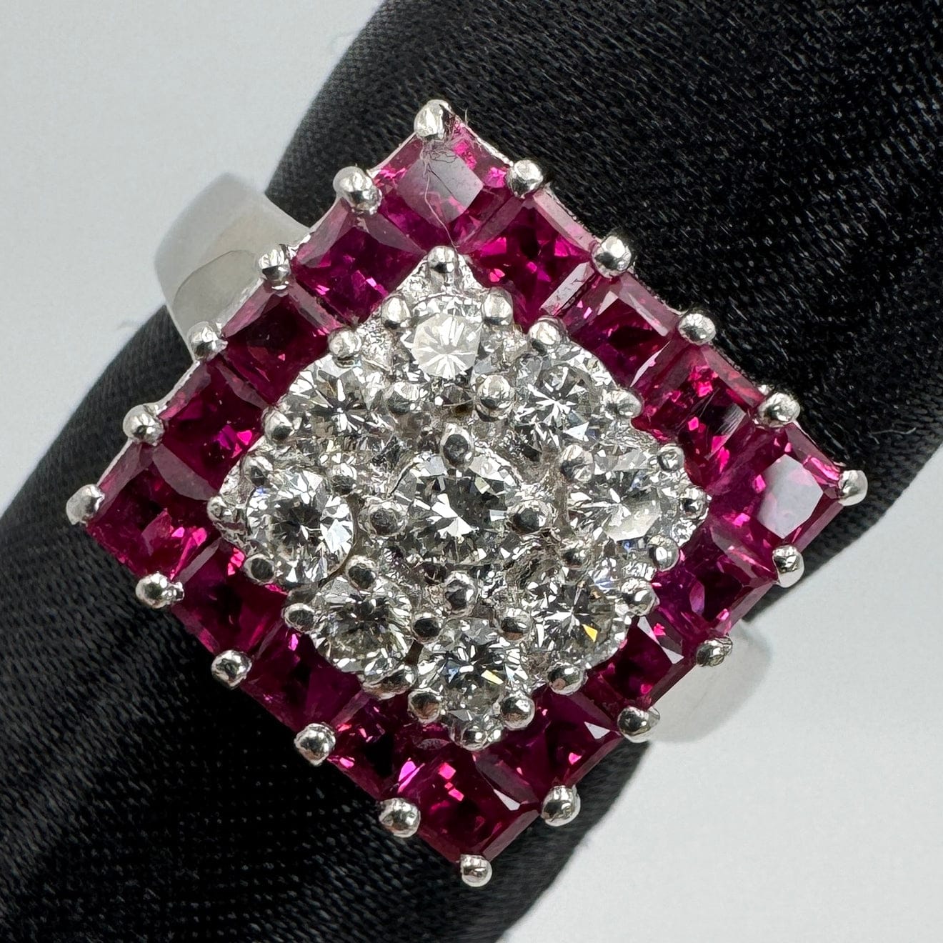 Luxury Promise Japan 49418 Pt900 Ruby Ring R1.84 D0.63 9