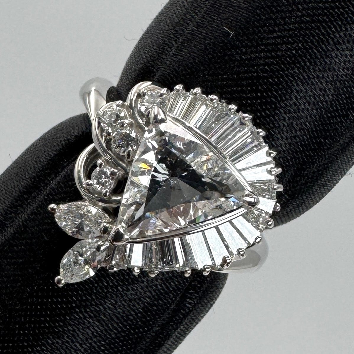 Luxury Promise Japan 49458 Pt900 Dial Ring D1.02 D0.65 8.3g