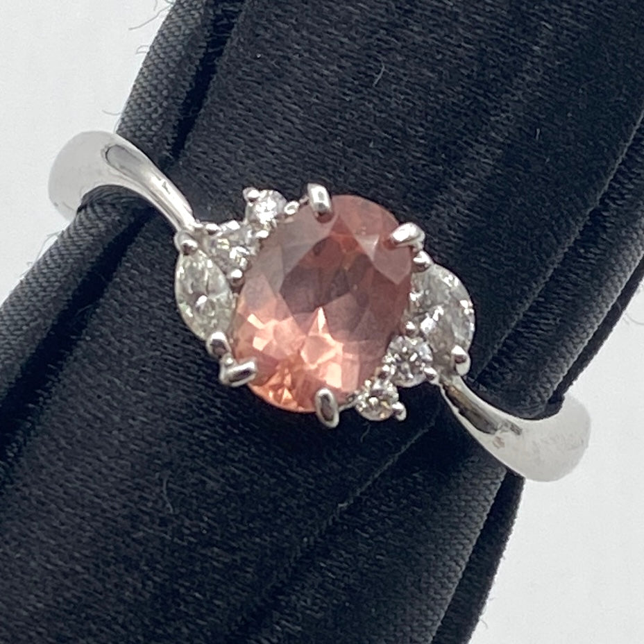 Luxury Promise Japan 49480 K18WG Imperial T Ring LEP0.69 D0.13 3.7g Sorting US6.75