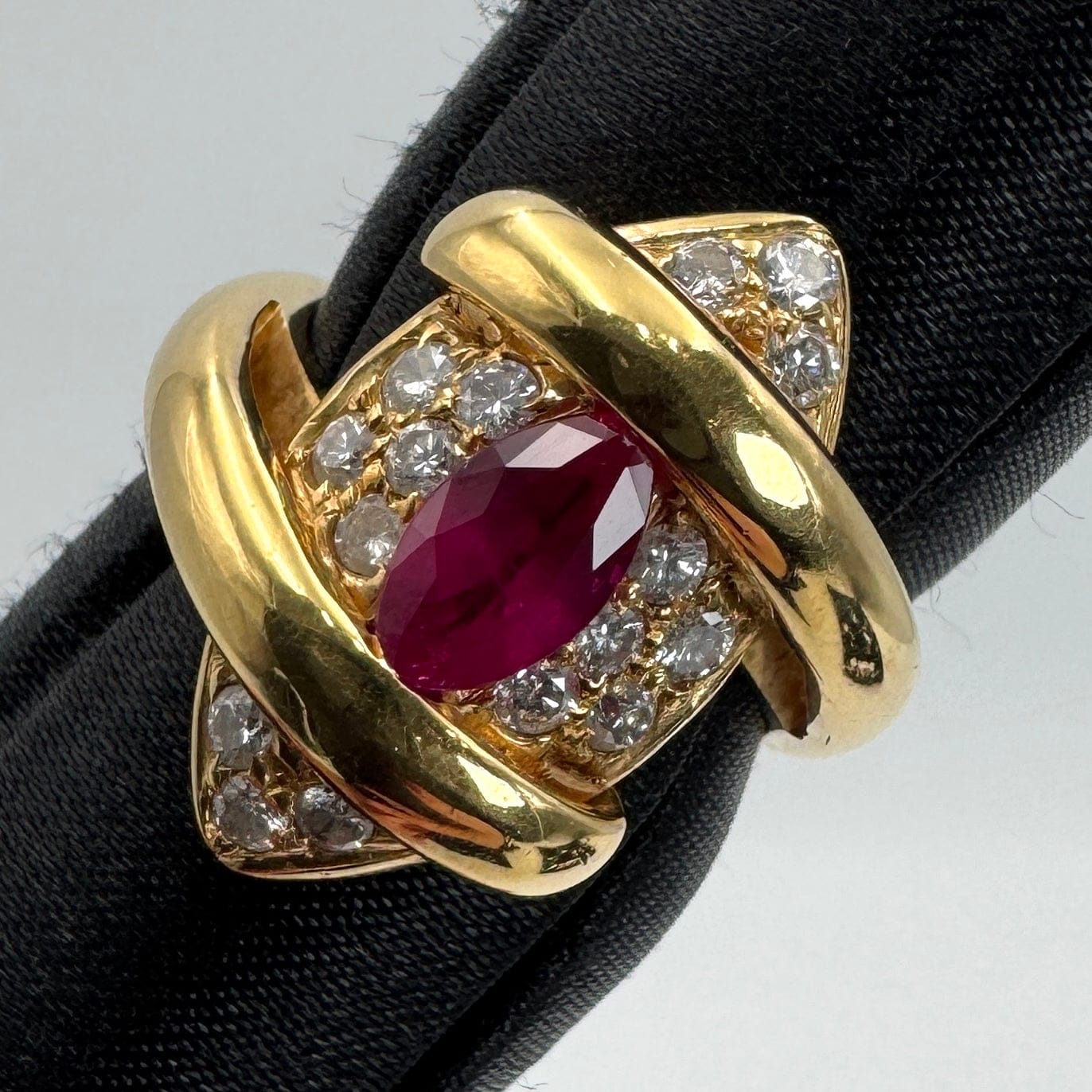 Luxury Promise Japan 49534 750 Ruby Ring R0.85 D0.48 11.2 GRJ So
