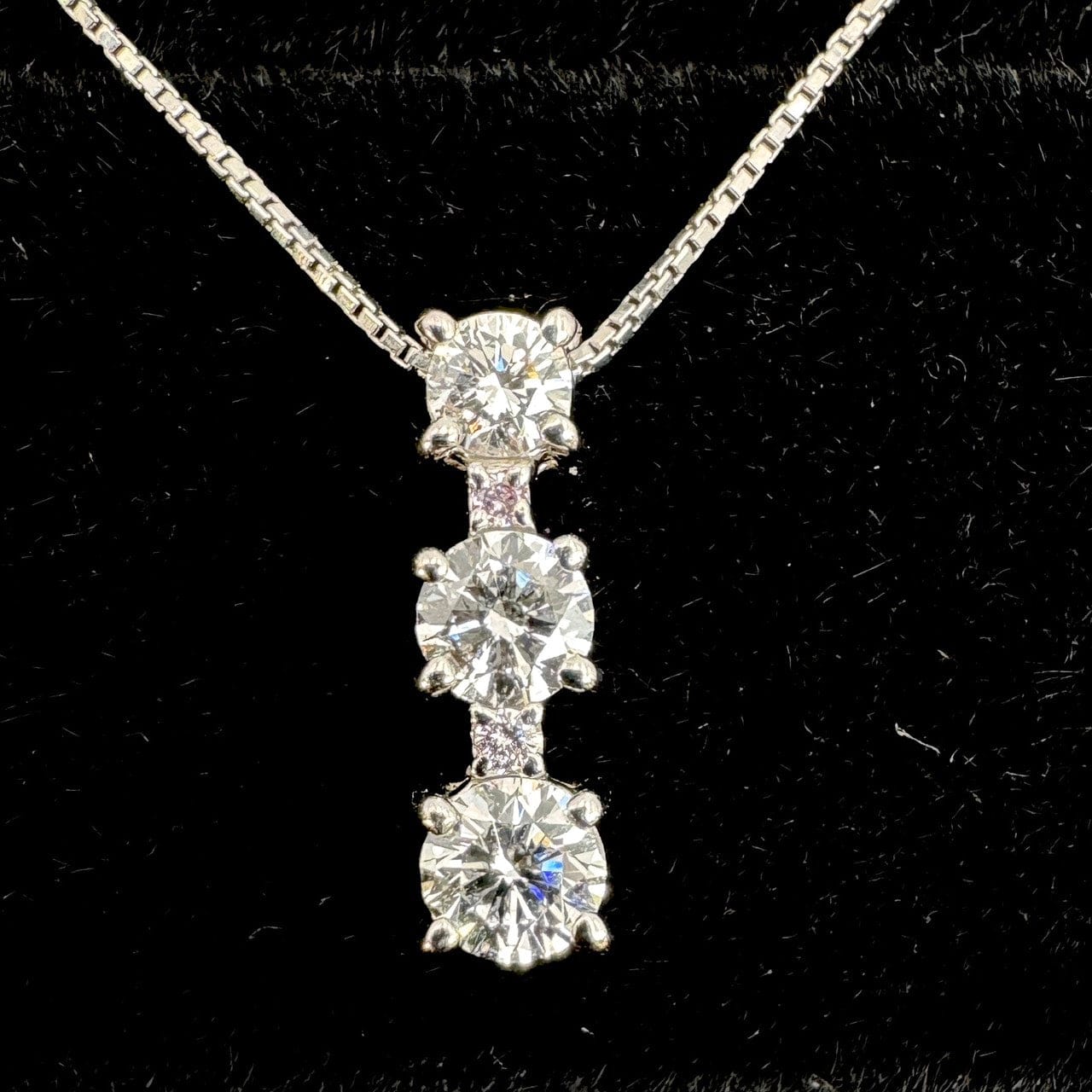 Luxury Promise Japan 49634 Pt900/850 Diamond Pencil Neck D0.701 D0.02 4.3g