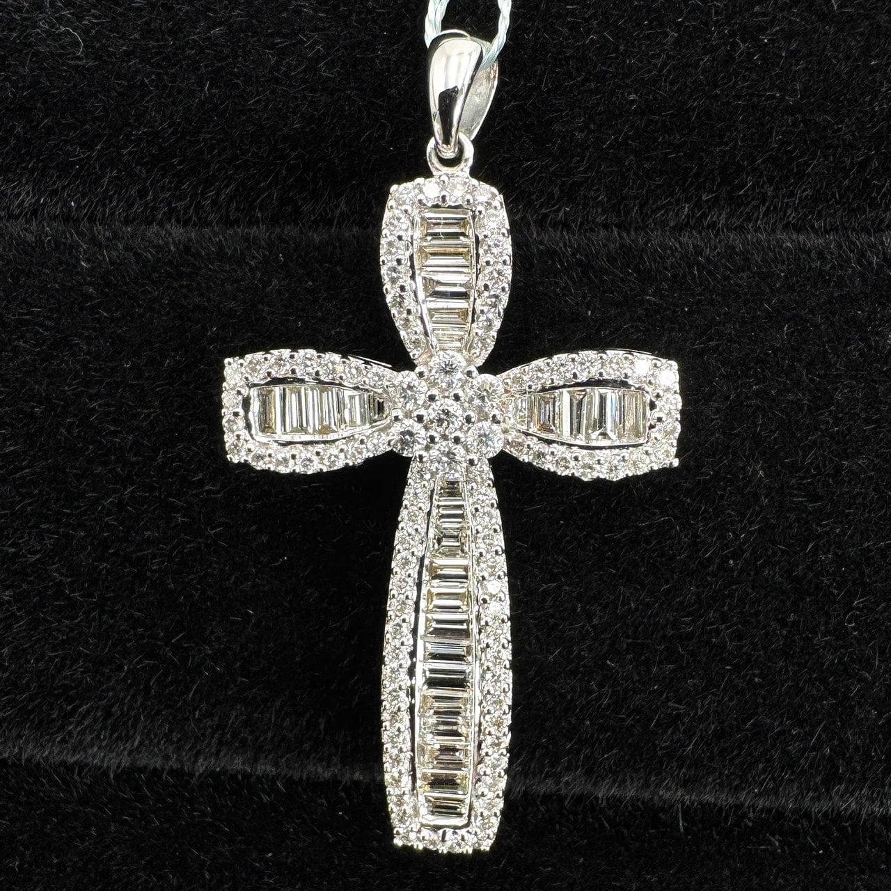 Luxury Promise Japan 49653 K18WG Diamond Pen Top D1.35 5.5g