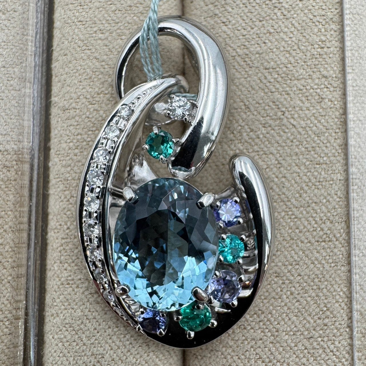 Luxury Promise Japan 49748 Pt900 Aquamarine Pen Top AQ3.66 D0.18 TM0.46 11.6 Other