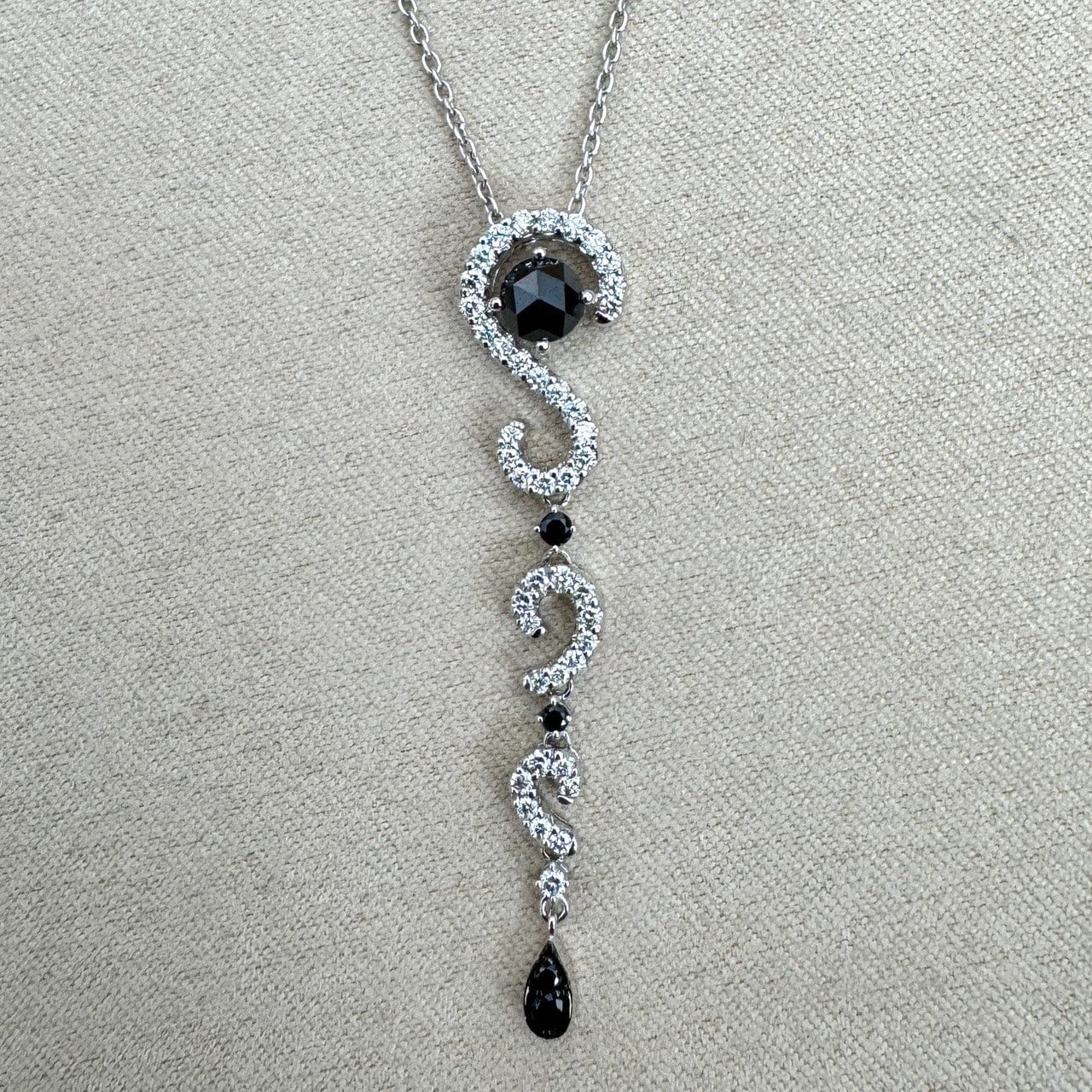 Luxury Promise Japan 49824 K18WG Black Diamond Pen Necklace BD0.53 D0.498 6.5g