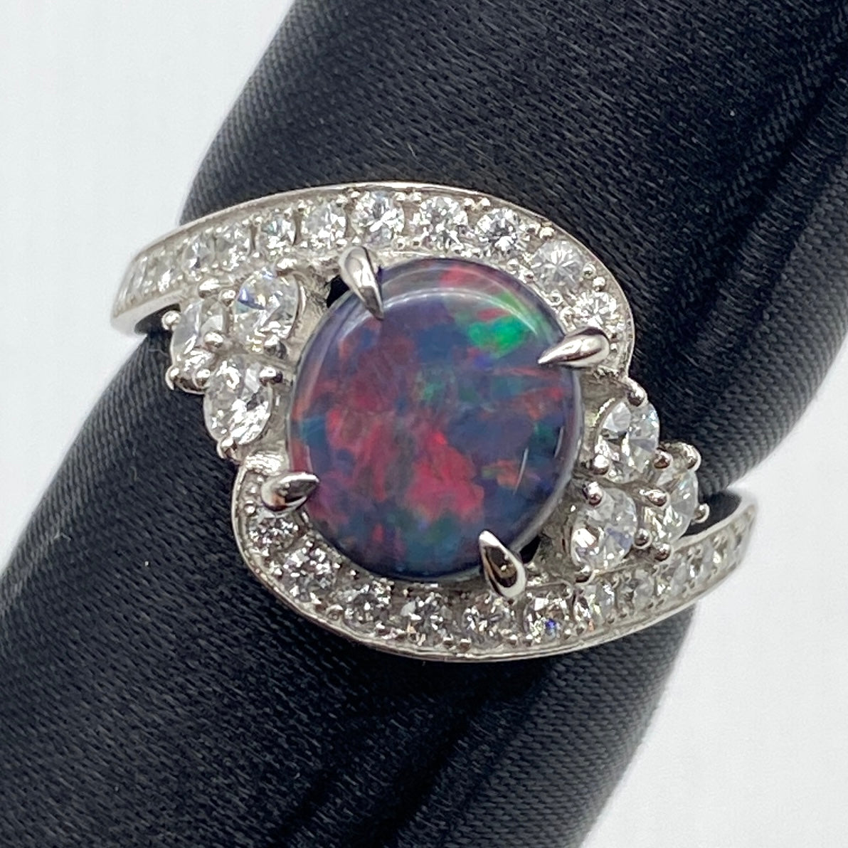 Luxury Promise Japan 50625 Pt900 Black Opal Ring BOP1.355 D0.59 play of color 7.3g He Jian US6.5