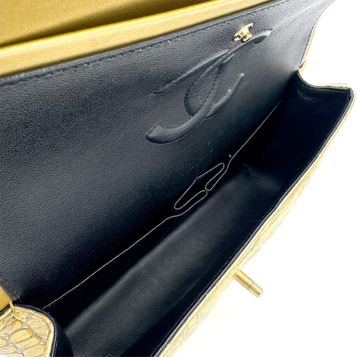 Luxury Promise Japan CHANEL CHAIN SHOULDER BAG GOLD CROCODILE EMBOSSED GOLD HARDWARE 90321015