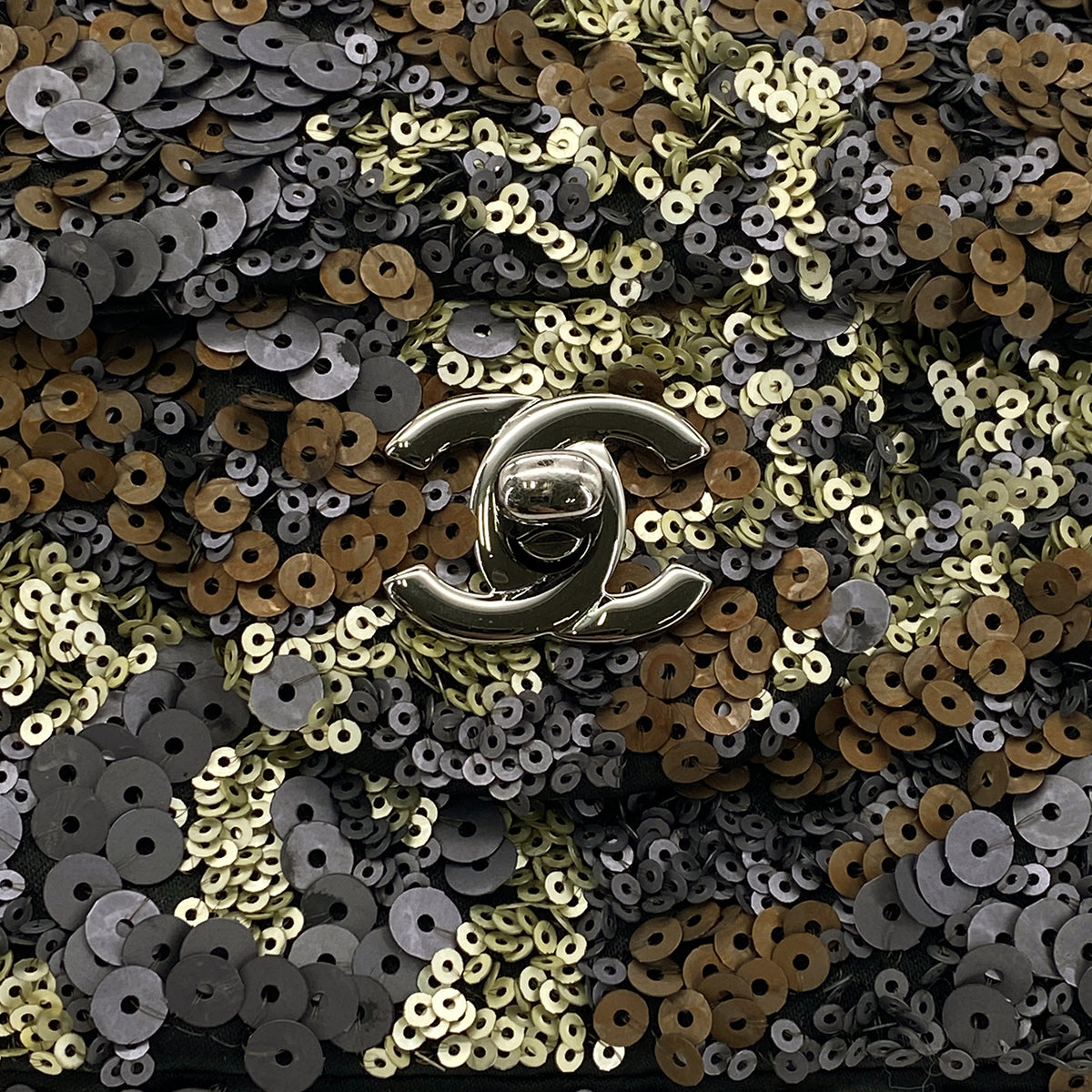Luxury Promise Japan CHANEL CHAIN SHOULDER BAG GRAY BRONZE SEQUINS LEATHER 90296680