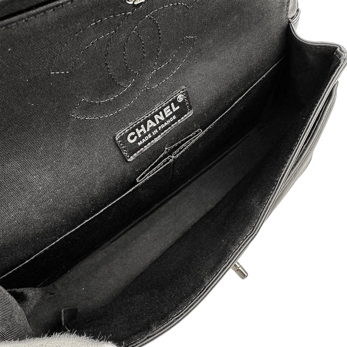 luxury promise japan CHANEL CHAIN SHOULDER BAG NAVY BLACK LEATHER RUTHENIUM HARDWARE 90317881