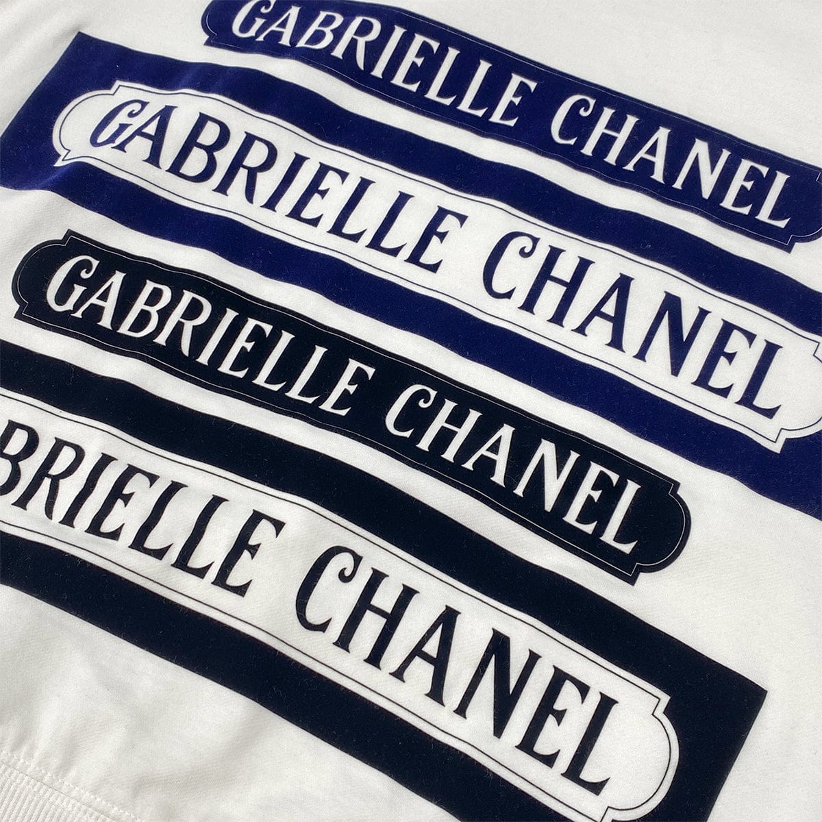 Luxury Promise Japan CHANEL GABRIELLE LONG SLEEVE SWEATSHIRT WHITE COTTON 40 P57 RTW 90297269