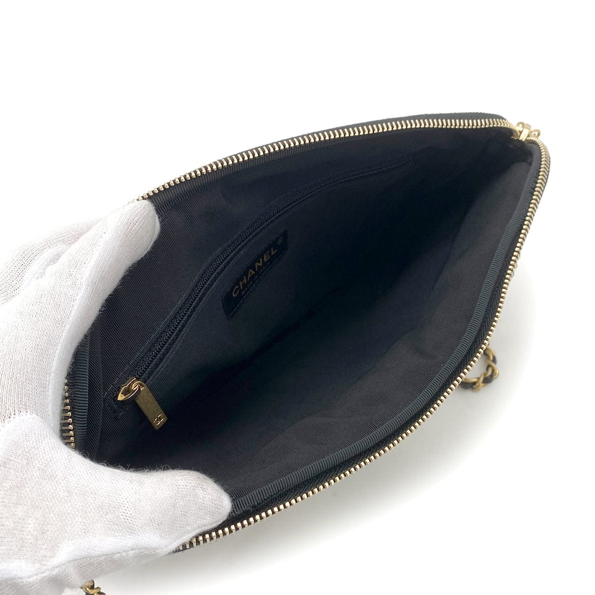 Luxury Promise Japan CHANEL GIRL COCOBUTTON CHAIN SHOULDER BAG BYCOLOR WHITE BLACK LAMB SKIN 90262379