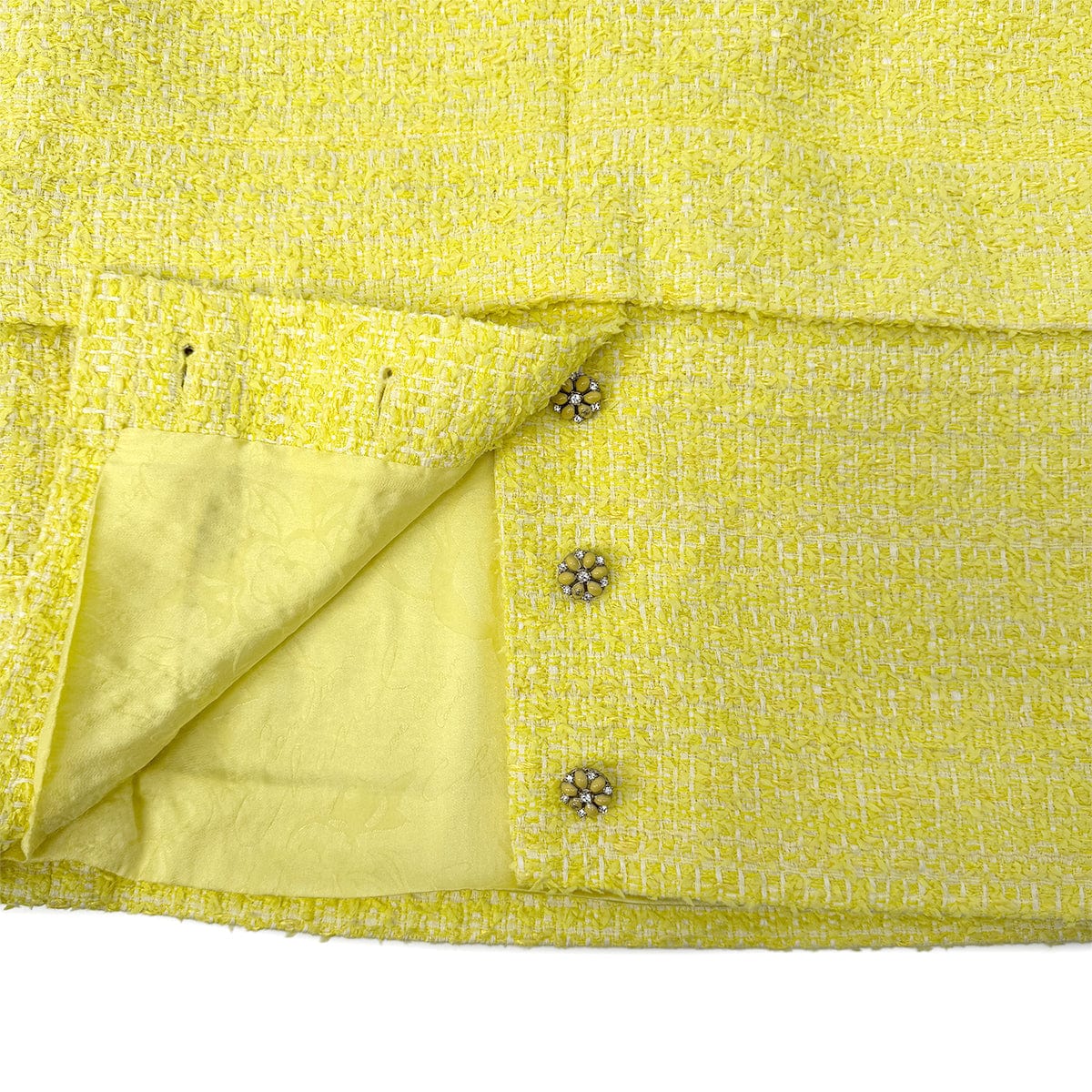 Luxury Promise Japan CHANEL GRIPOA COCO BUTTON SLEEVELESS TWEED DRESS WITH BELT YELLOW COTTON 42 P42 RTW 90288722