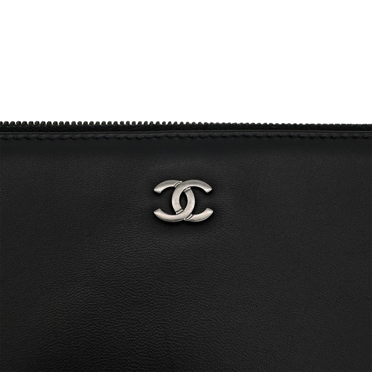 Luxury Promise Japan CHANEL MATELASSE CLUTCH BAG BLACK ENAMEL LEATHER 90283110