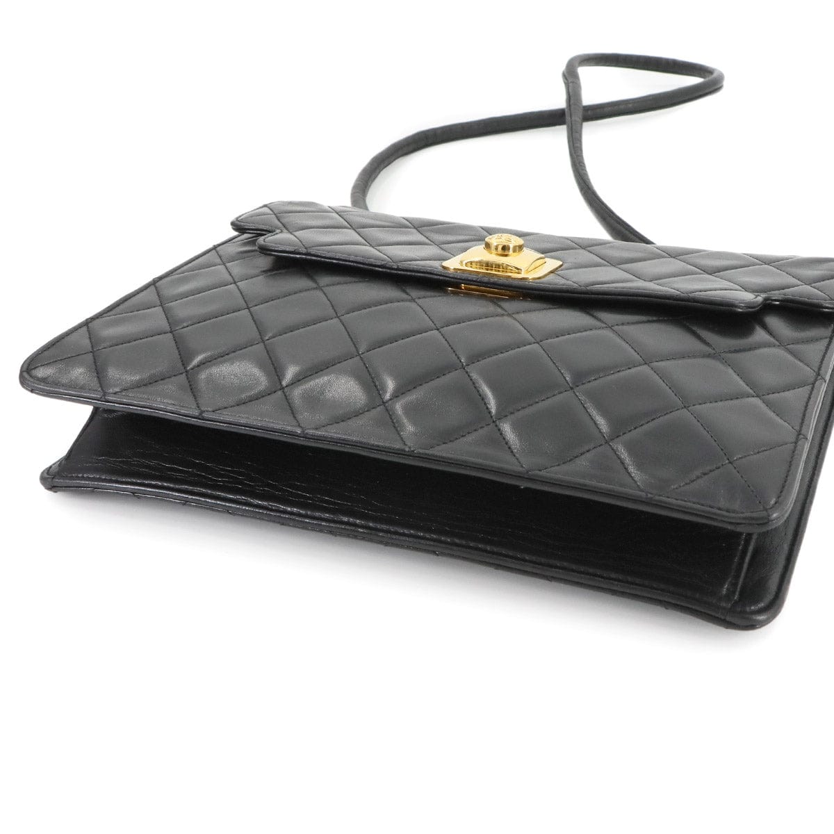Luxury Promise Japan CHANEL Matelasse Shoulder Bag Leather Black Vintage Gold Hardware Matelasse Bag Chanel 90276891