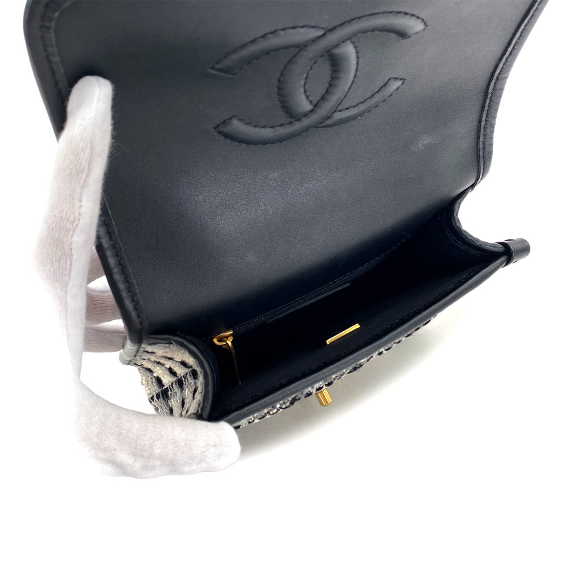 Luxury Promise Japan CHANEL MATELASSE TWEED CHAIN HAND SHOULDER BAG BEIGE BLACK GOLD HARDWARE 90324760