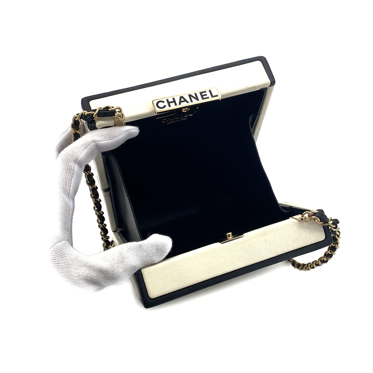 Luxury Promise Japan CHANEL N°5 PERFUME BOX CLUTCH CHAIN SHOULDER BAG BLACK WHITE LEATHER 90283120