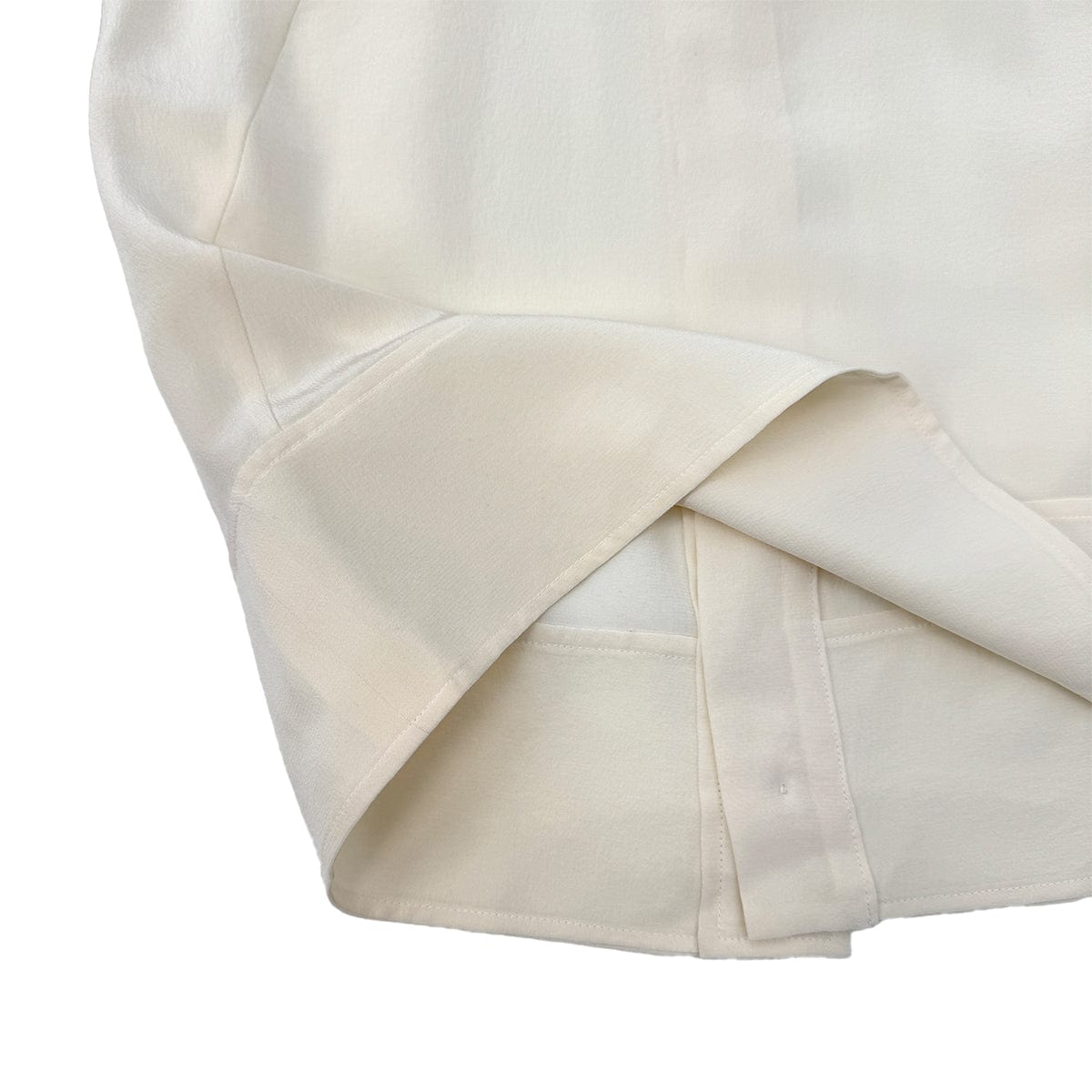 Luxury Promise Japan CHANEL SLEEVELESS BLOUSE BACK FRONT BUTTON WHITE SILK 38 01P RTW 90286901