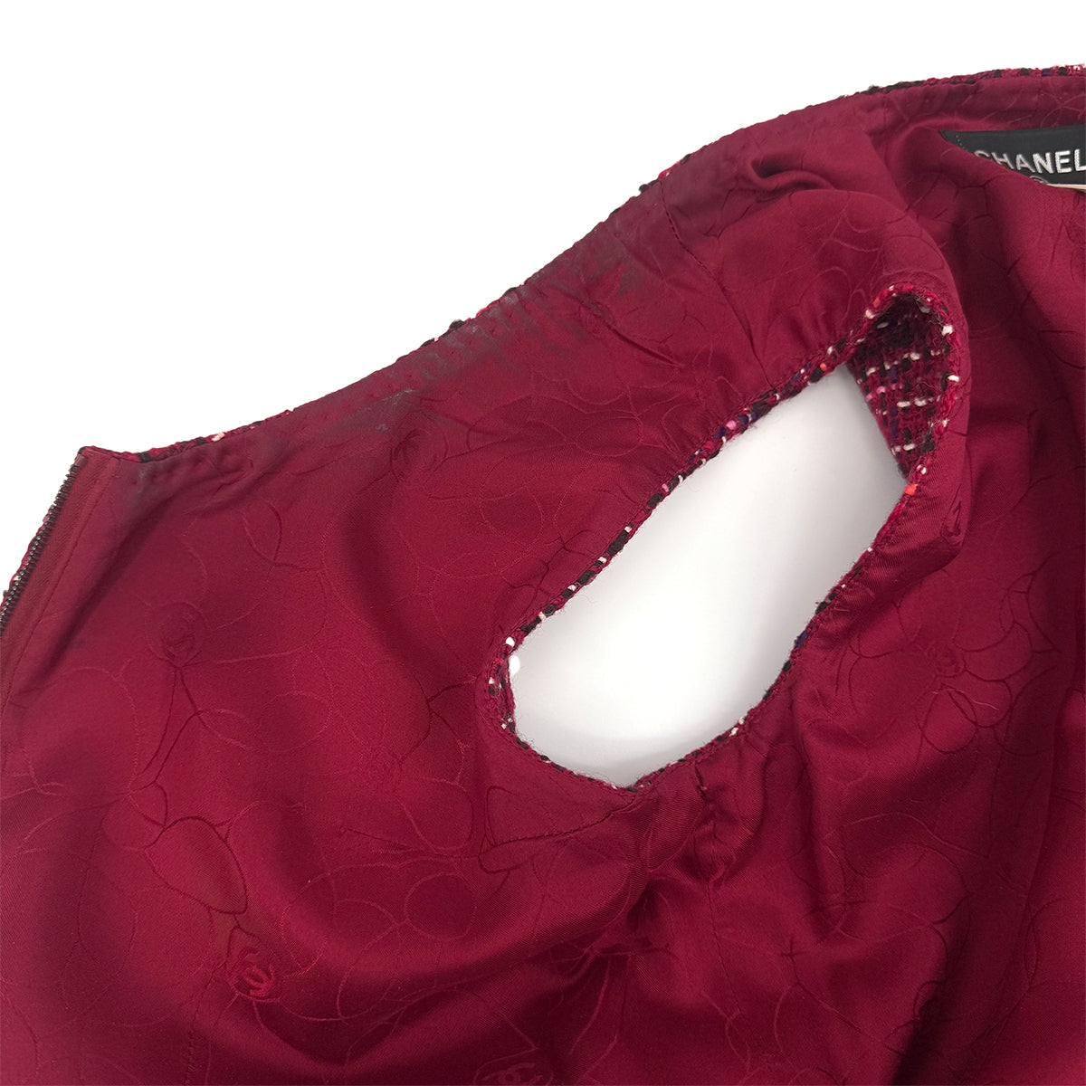 Luxury Promise Japan CHANEL TWEED COCO BUTTON SLEEVELESS ZIP DRESS RED WOOL 42 01A RTW 90283150