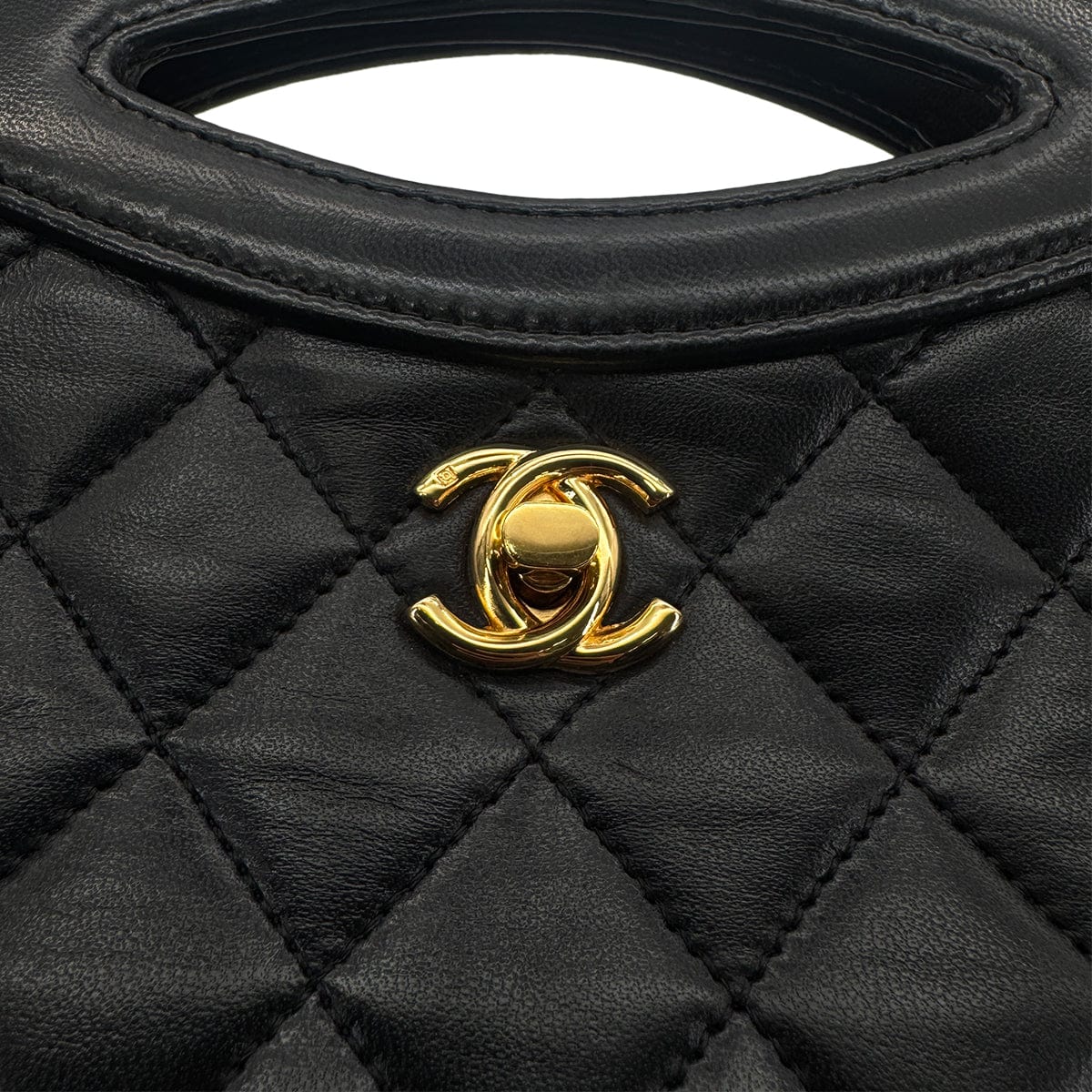 Luxury Promise Japan CHANEL VINTAGE 2WAY HAND CHAIN SHOULDER BAG BLACK LAMB SKIN 90265415