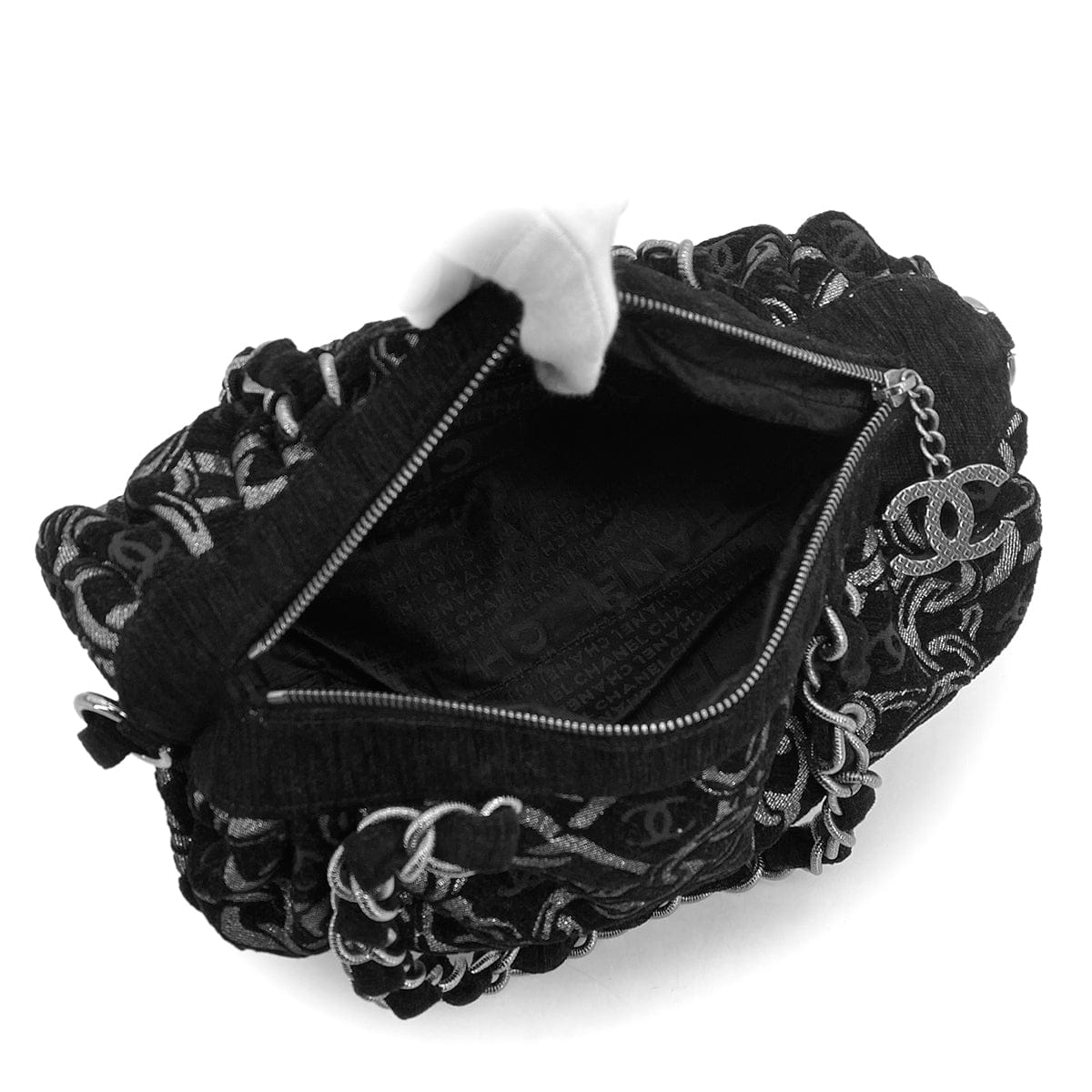 Luxury Promise Japan CHANEL VINTAGE CHAIN HAND BAG BLACK CANVAS 90301650