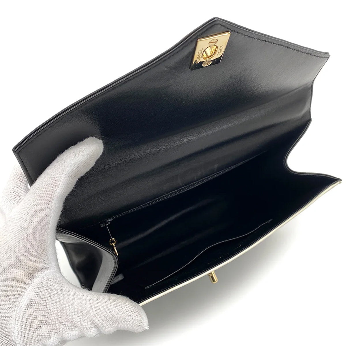 Luxury Promise Japan CHANEL VINTAGE CHAIN HAND BAG BLACK WHITE LAMB SKIN 90259891