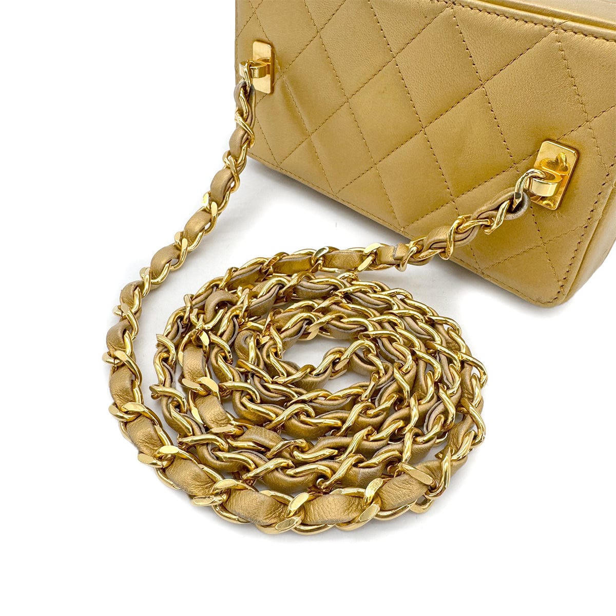 Luxury Promise Japan CHANEL VINTAGE CHAIN SHOULDER VANITY BAG GOLD LAMB SKIN 90293506