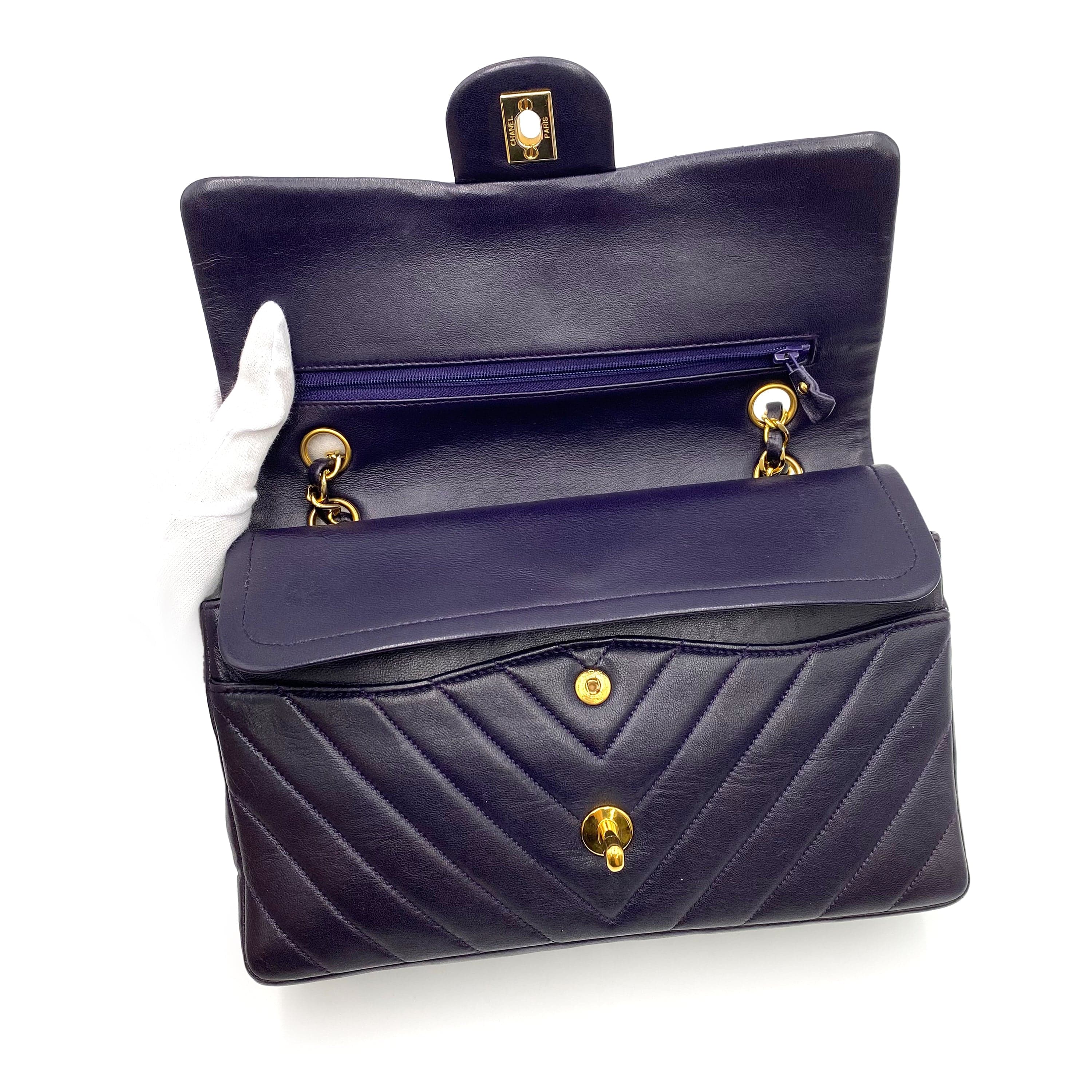 Luxury Promise Japan CHANEL VINTAGE CHEVRON DOUBLE FLAP CHAIN SHOULDER BAG PURPLE LAMB SKIN 90238527